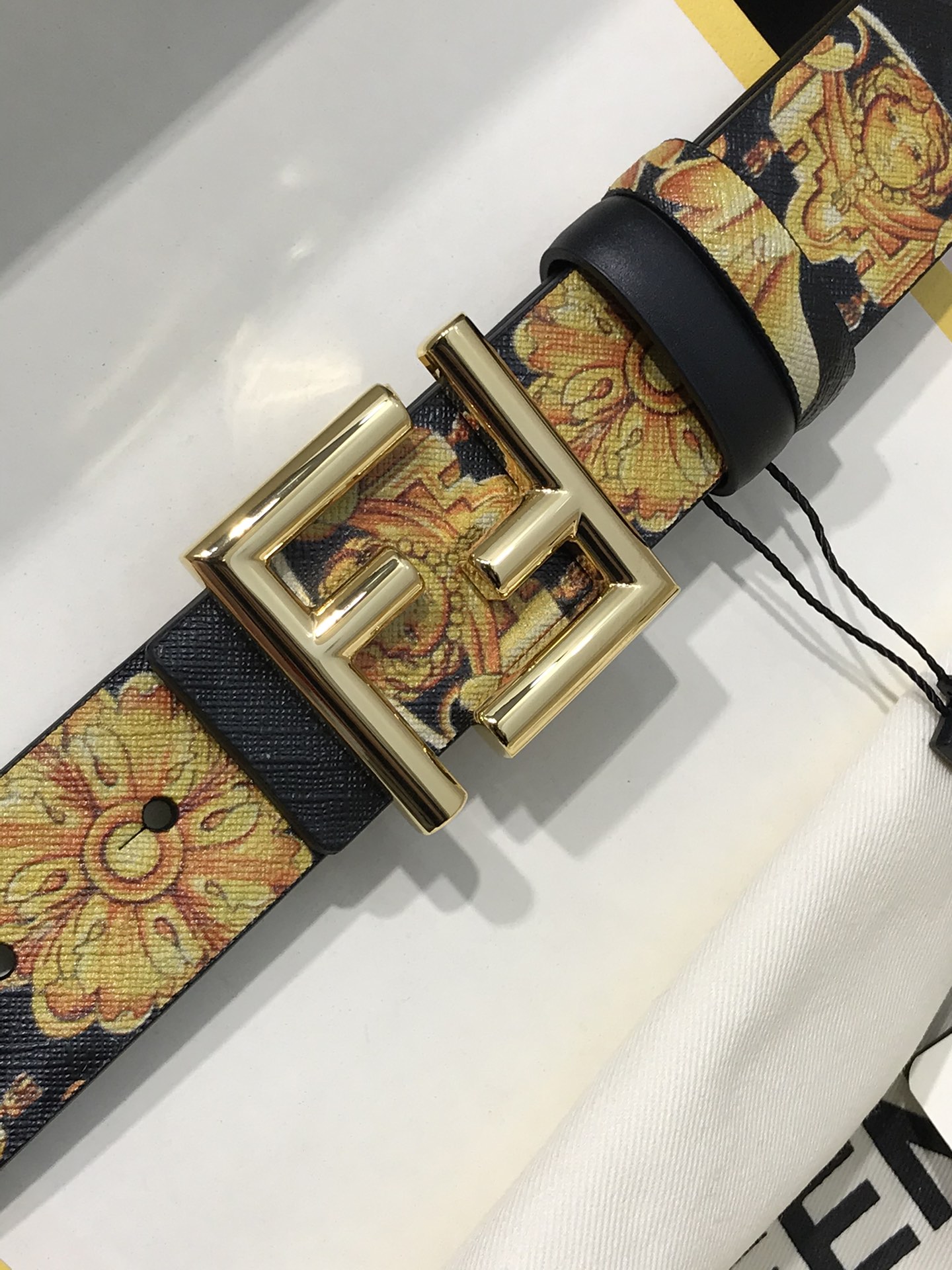 [Fendi Belts]Fendi FD width 35MM supports NFC chip scanning Logo shaped belt O