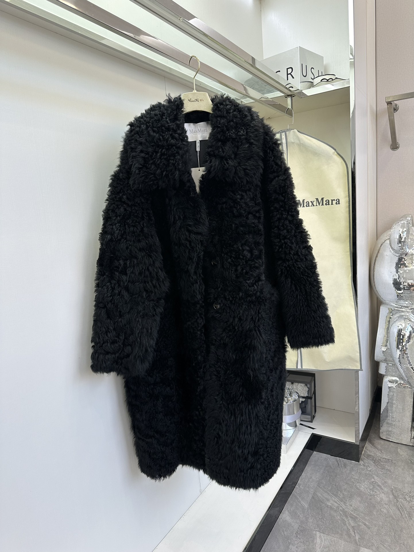 Max*ara One-Size-Fits-All Female Fur Coat with Dustproof Bags in Various Colors