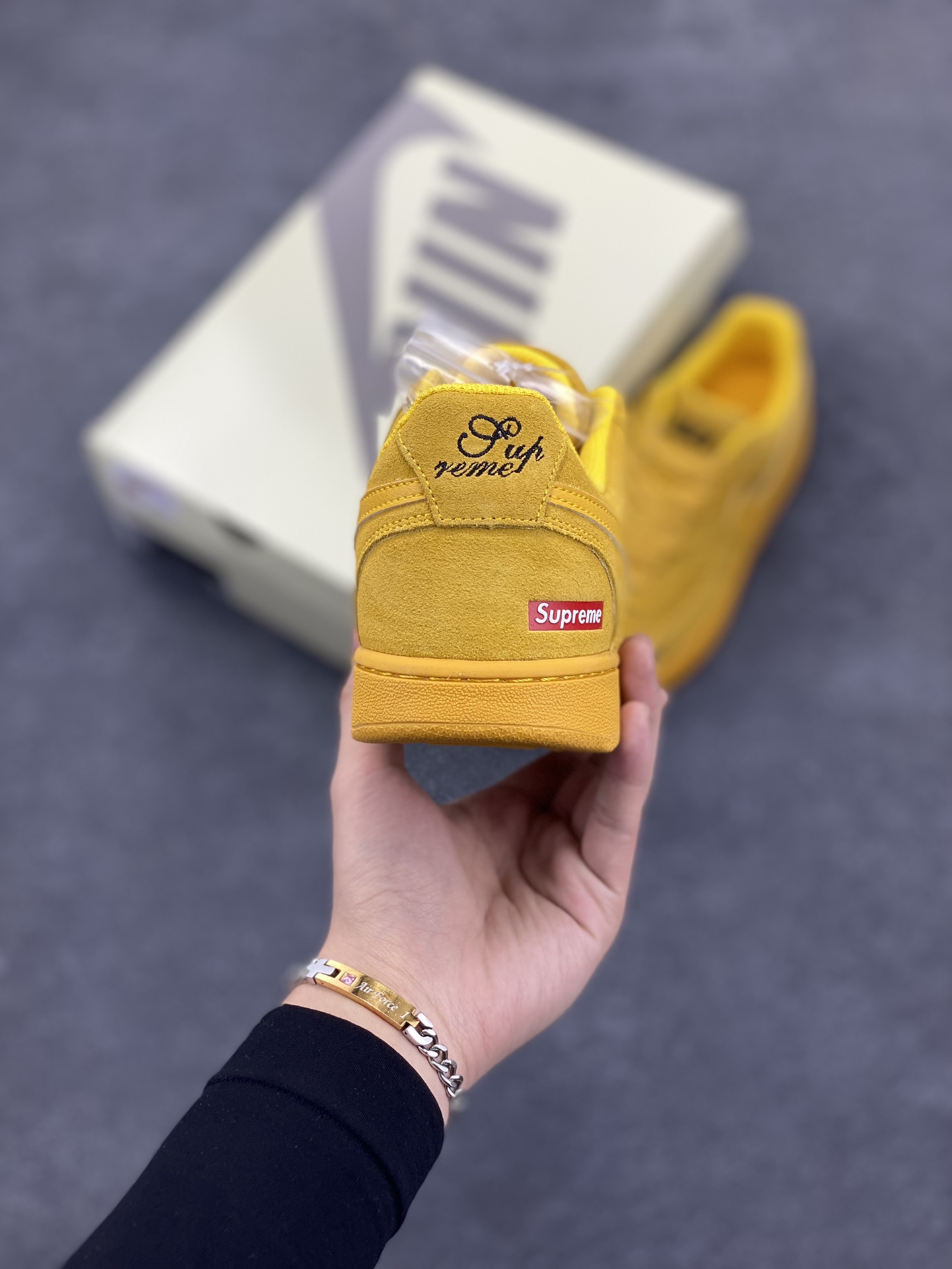 图片[4]-海外爆款 ZP订单 NIKE EBERNON Low prm 小空军低帮百搭透气休闲运动板鞋 独家头层版本 原数据独家私模大底 纯正版型 清洁度完美 货号：FD5188-115 尺码：36 36.5 37.5 38 38.5 39 40 40.5 41 42 42.5 43 44 44.5 45-选品中心