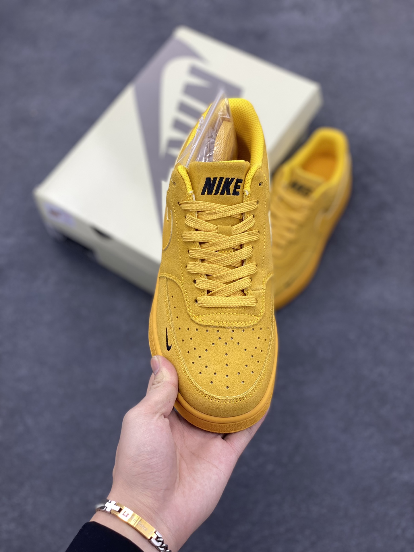 图片[2]-海外爆款 ZP订单 NIKE EBERNON Low prm 小空军低帮百搭透气休闲运动板鞋 独家头层版本 原数据独家私模大底 纯正版型 清洁度完美 货号：FD5188-115 尺码：36 36.5 37.5 38 38.5 39 40 40.5 41 42 42.5 43 44 44.5 45-选品中心