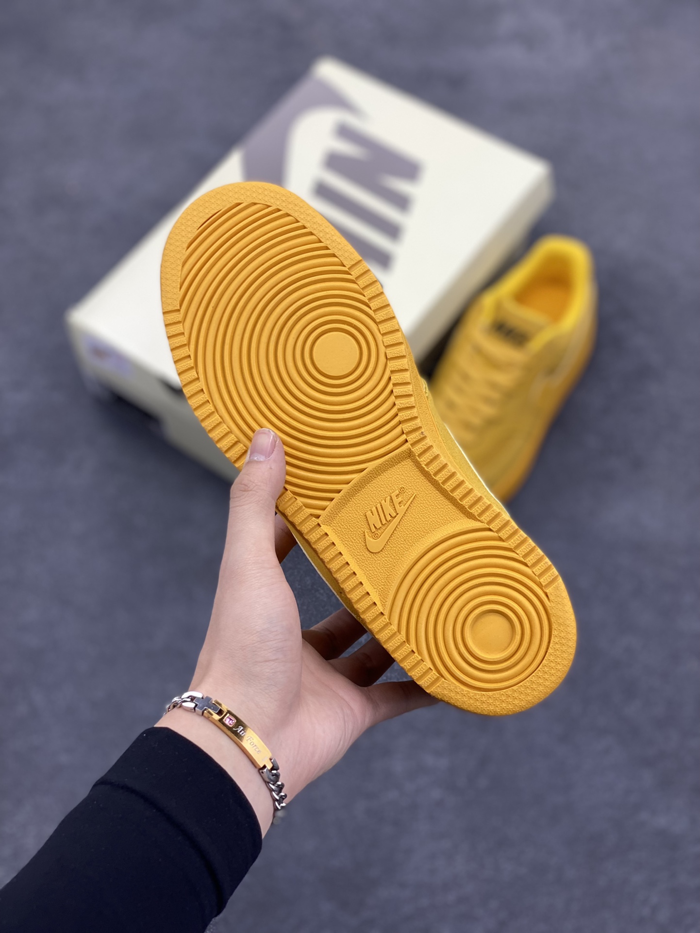 图片[5]-海外爆款 ZP订单 NIKE EBERNON Low prm 小空军低帮百搭透气休闲运动板鞋 独家头层版本 原数据独家私模大底 纯正版型 清洁度完美 货号：FD5188-115 尺码：36 36.5 37.5 38 38.5 39 40 40.5 41 42 42.5 43 44 44.5 45-选品中心