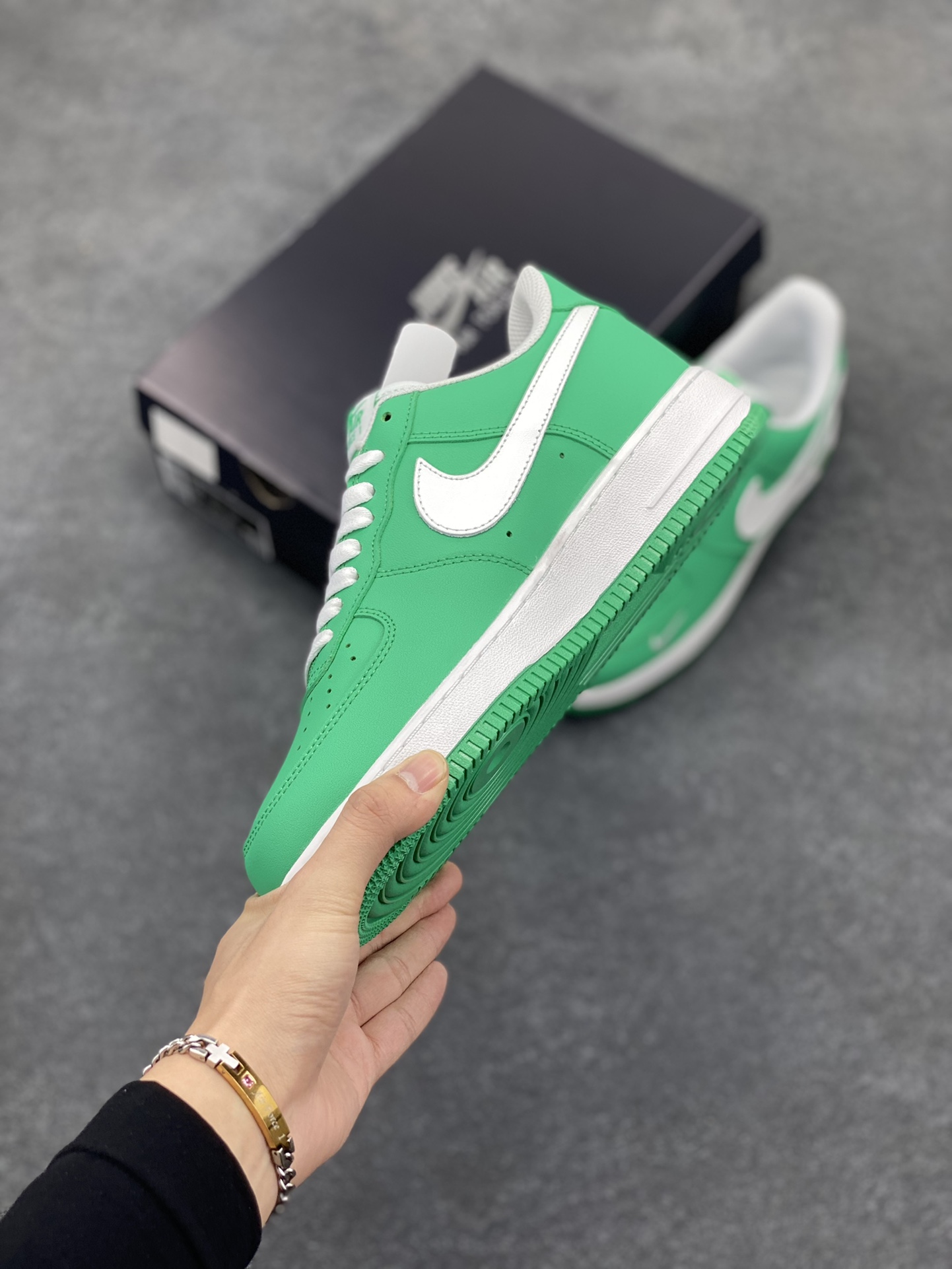 图片[3]-NIke Air Force 1 \’07 Low “青碧”空军一号 低帮 运动鞋 休闲鞋 折边针车 工艺难度大 原楦头原纸板 原装鞋盒 定制五金配件 内置全掌气垫 原厂鞋底 货号：315122-101 尺码：36 36.5 37.5 38 38.5 39 40 40.5 41 42 42.5 43 44 44.5 45-选品中心
