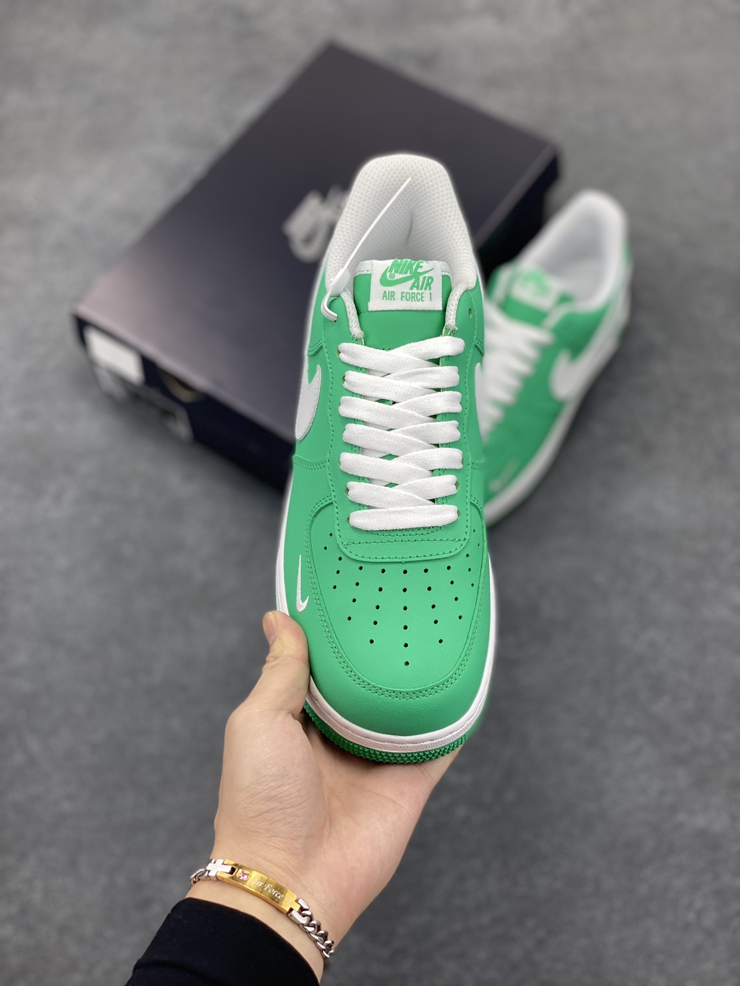 图片[2]-NIke Air Force 1 \’07 Low “青碧”空军一号 低帮 运动鞋 休闲鞋 折边针车 工艺难度大 原楦头原纸板 原装鞋盒 定制五金配件 内置全掌气垫 原厂鞋底 货号：315122-101 尺码：36 36.5 37.5 38 38.5 39 40 40.5 41 42 42.5 43 44 44.5 45-选品中心