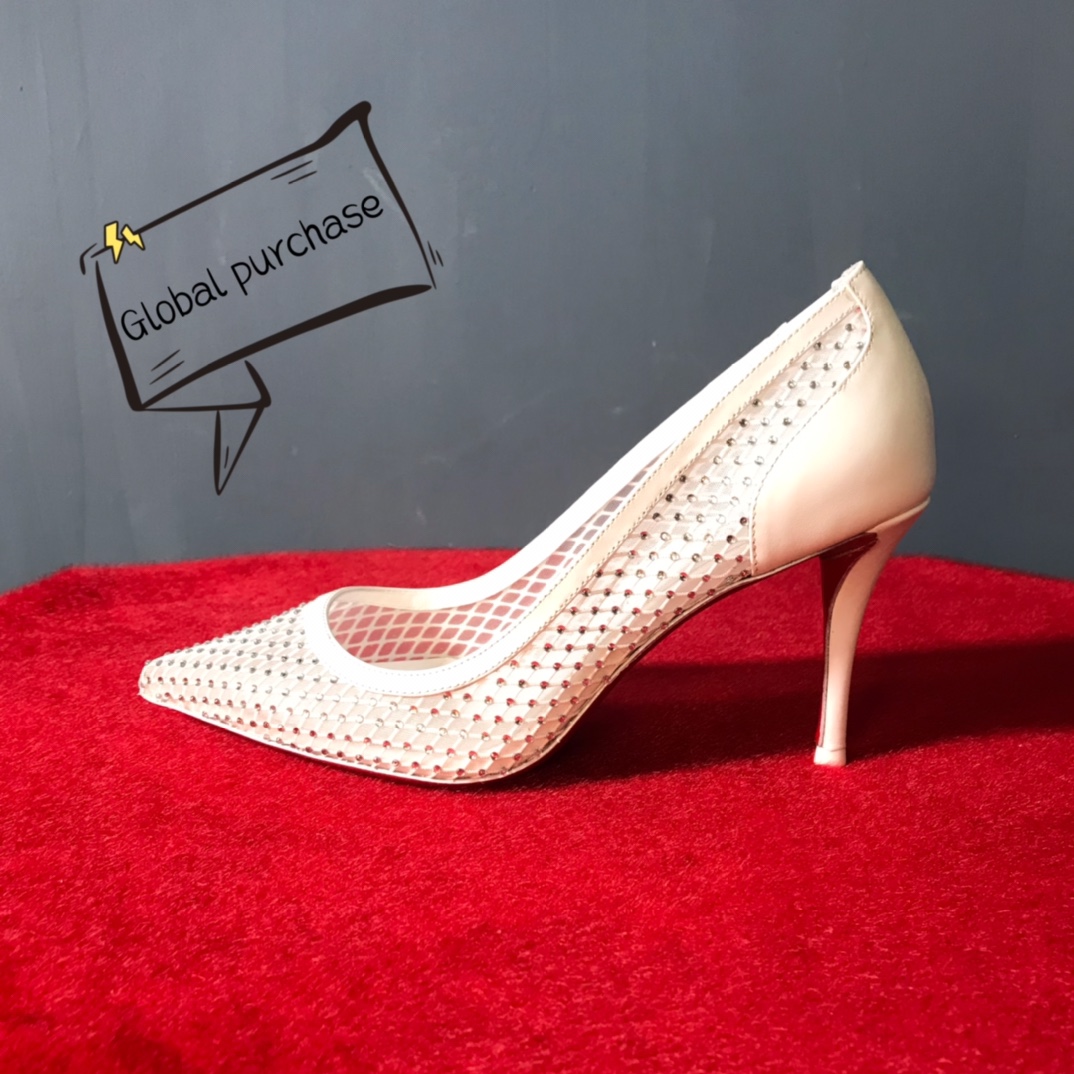 NO:100616,High-end customization 2025 spring and summer diamond gift shoes classic series! H8cm, size 34-42. Customized models are not refundable or exchanged. 1857-003. White cowhide. White net. White imitation diamond. Standard European code. Reference:1857-003 Color:white/white Material:cowhide Lining:goat leather Heel height:8ccm Sole:leather sole Size:EUR 34-42 (US 4-11):,,christian louboutin,cowhide19860909高端订制 2025春夏钻石礼鞋精典款系列！ H8cm,尺码34-42码. 订制款不退不换.1857-003.白色牛皮.白色网.白色仿奧钻 标准欧码 Reference:1857-003 Color:white/white Material:cowhide Lining:goat leather Heel heigh:8ccm Sole:leather sole Size:EUR 34－42（US 4一11) :,,christian louboutin,cowhide,Women's Shoes