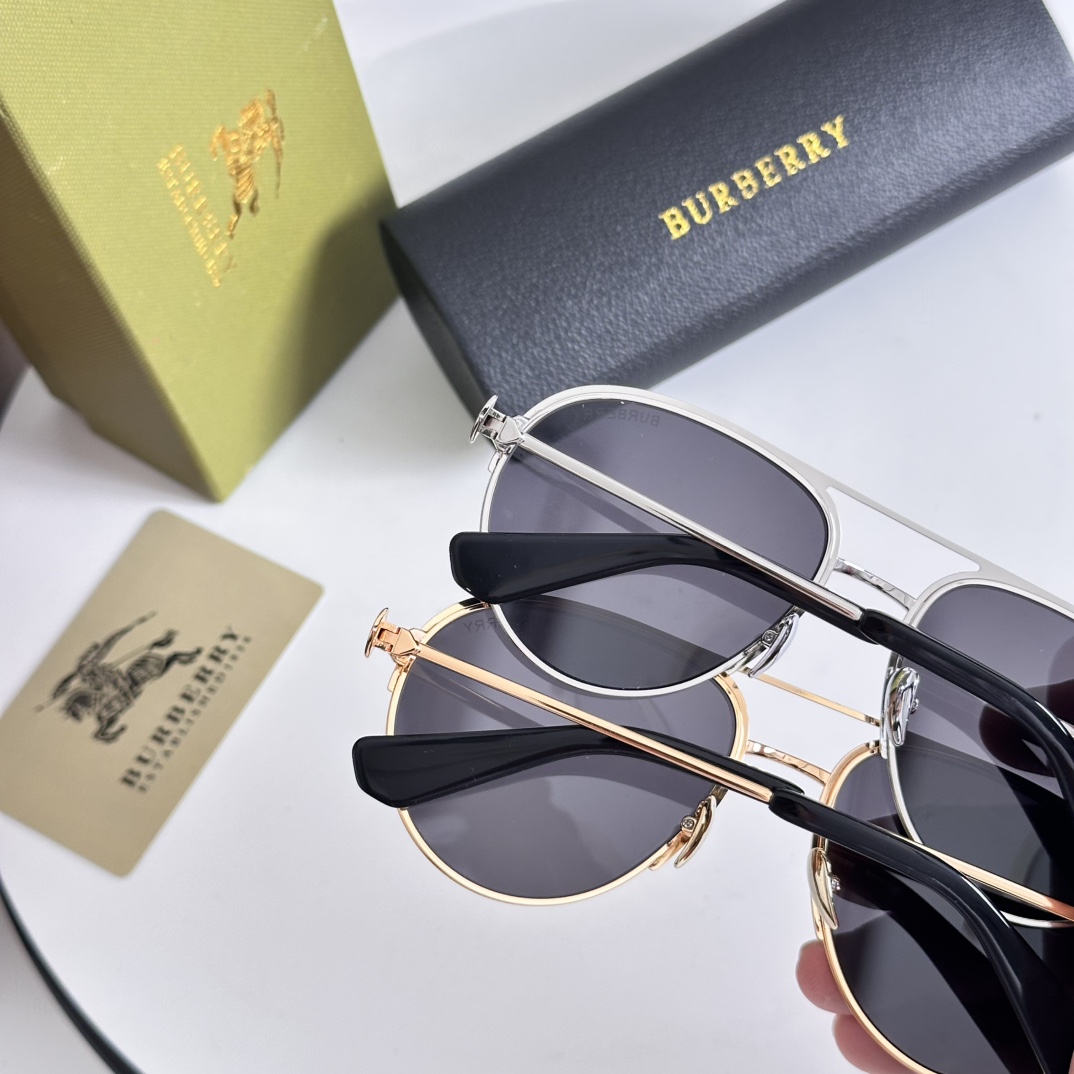 ️BURBERR*️️️MODELBE3155️️️SIZE59口19-147️️️