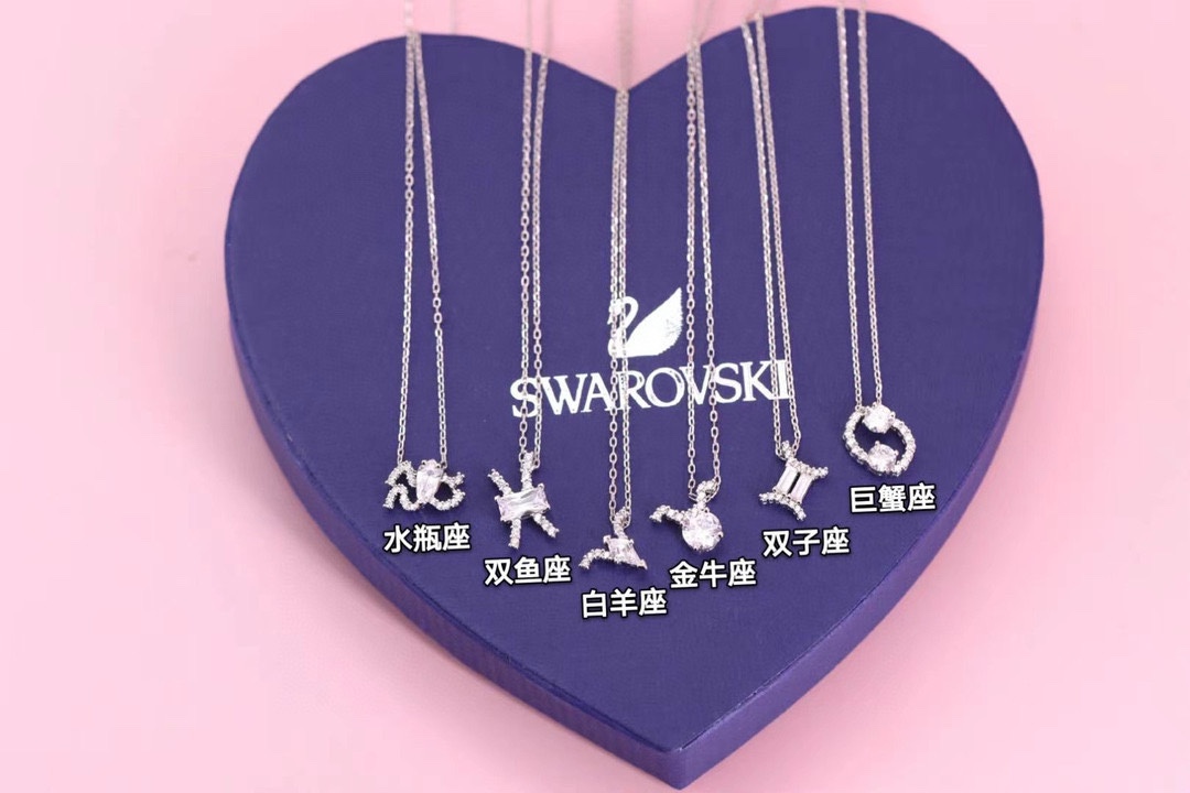  Swarovski 十二星座 锁骨项链

挑选属于你的星座，在星座符号上镶嵌细致的施华洛世奇水晶，搭配