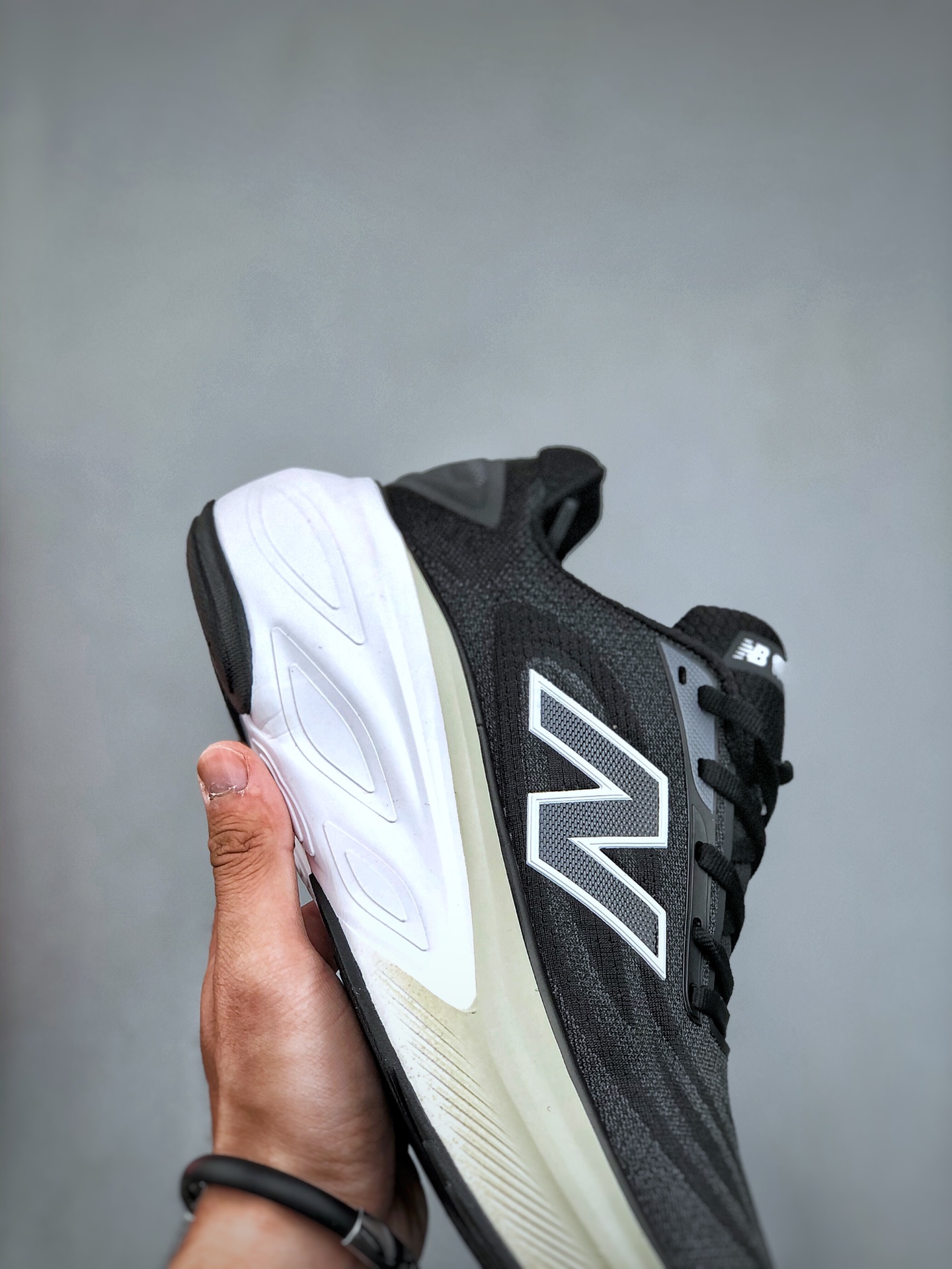 💰真标190💰公司级240💰纯原280New Balance Fresh Foam More Trail NB复古低帮透气轻便跑步鞋  货号MMORLA6
尺码：36-45（半）