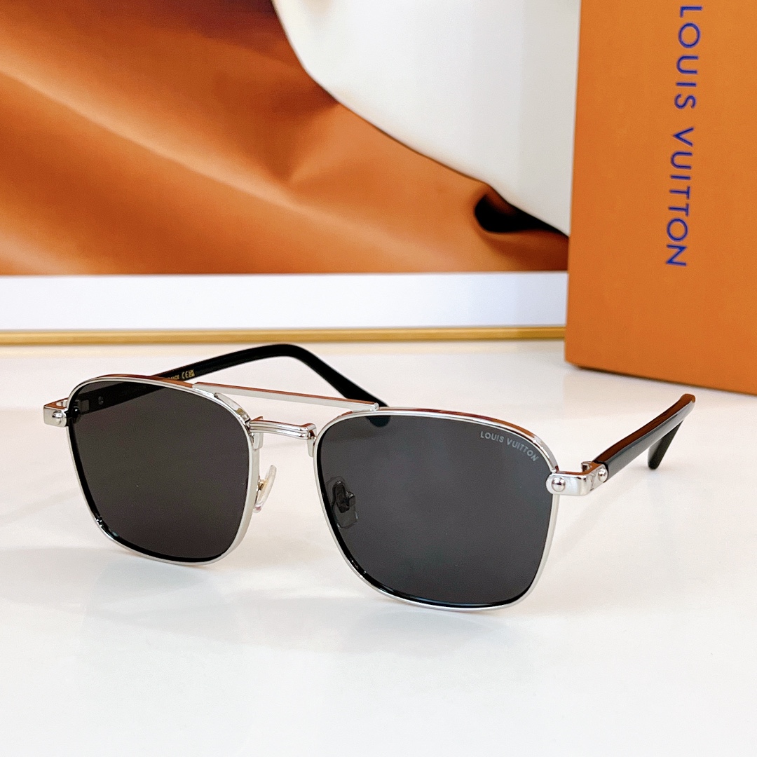 LOUISVUITTO*MODELZ1942USIZE57口17-145