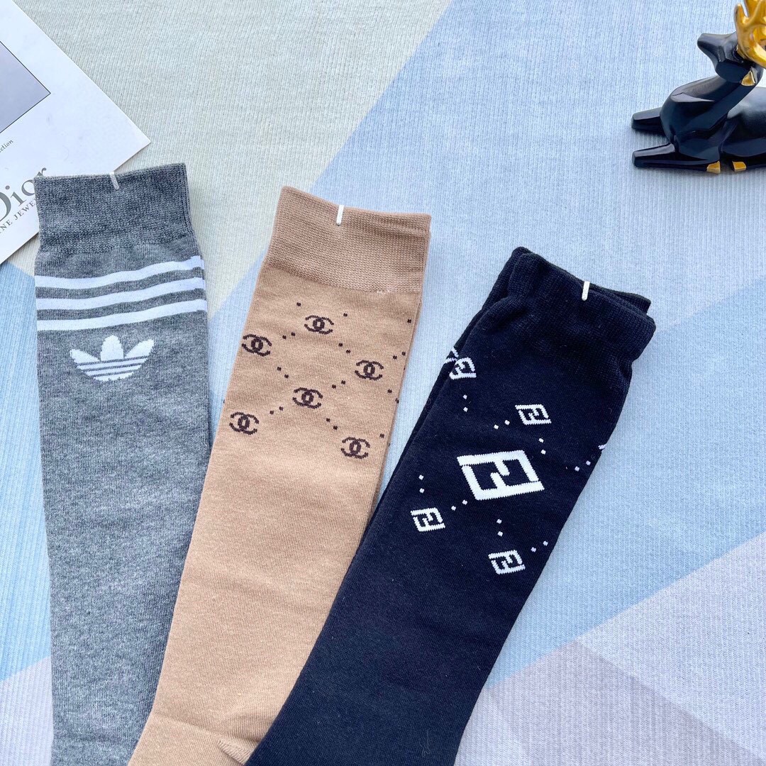 “Super-Explosive Net Red Socks: Platinum Fire for All Seasons” - 图片 9