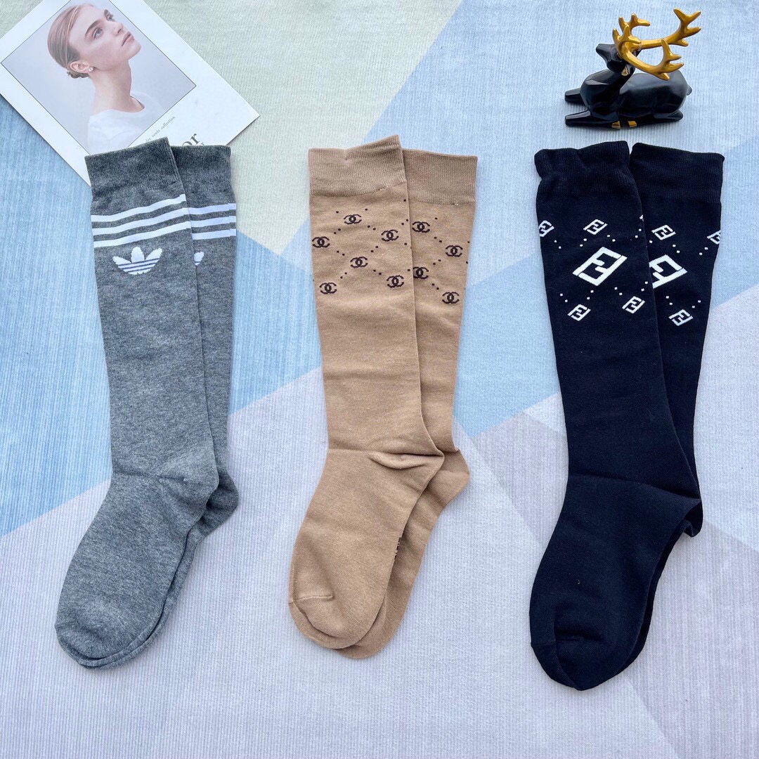 “Super-Explosive Net Red Socks: Platinum Fire for All Seasons” - 图片 8