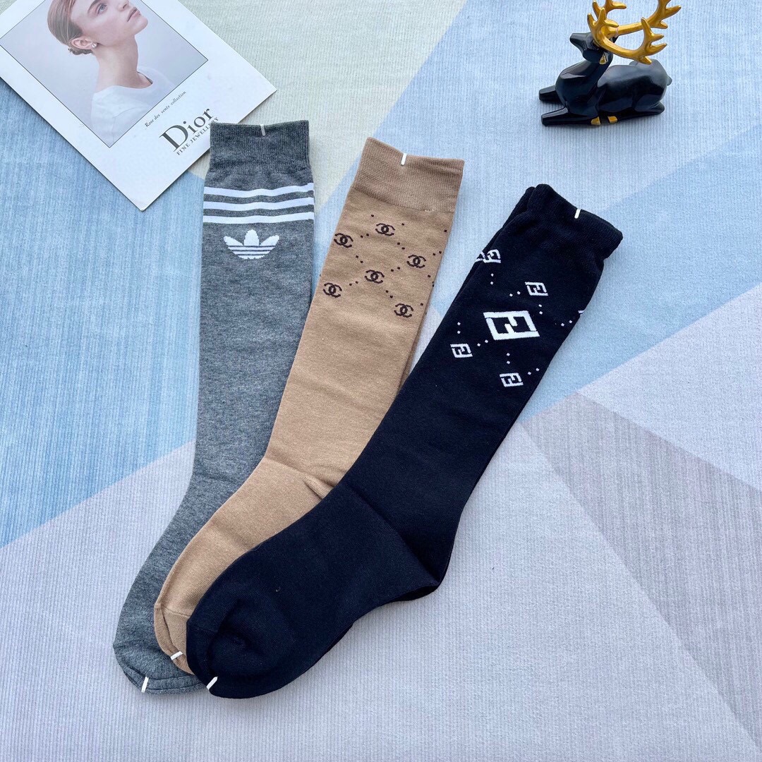 “Super-Explosive Net Red Socks: Platinum Fire for All Seasons” - 图片 4