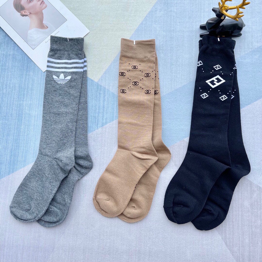 “Super-Explosive Net Red Socks: Platinum Fire for All Seasons” - 图片 6