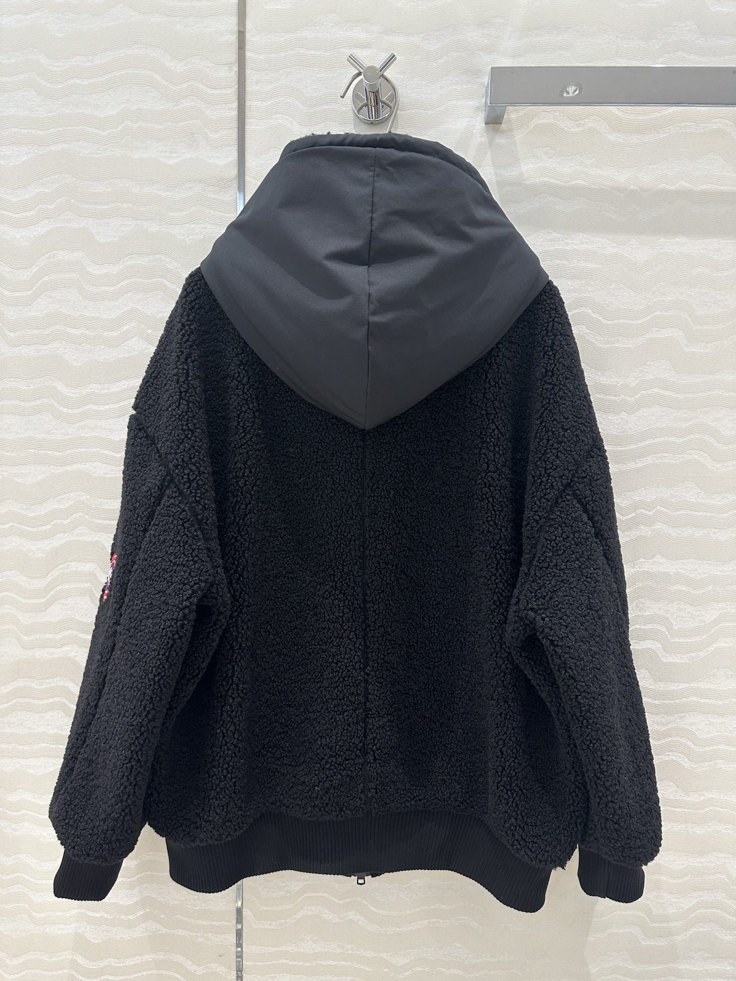 Exclusive Dustproof Bag for Stylish Geese and Lovely Lambs in New Autumn Winter Fashion - 图片 9