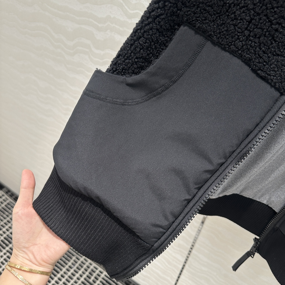 Exclusive Dustproof Bag for Stylish Geese and Lovely Lambs in New Autumn Winter Fashion - 图片 8