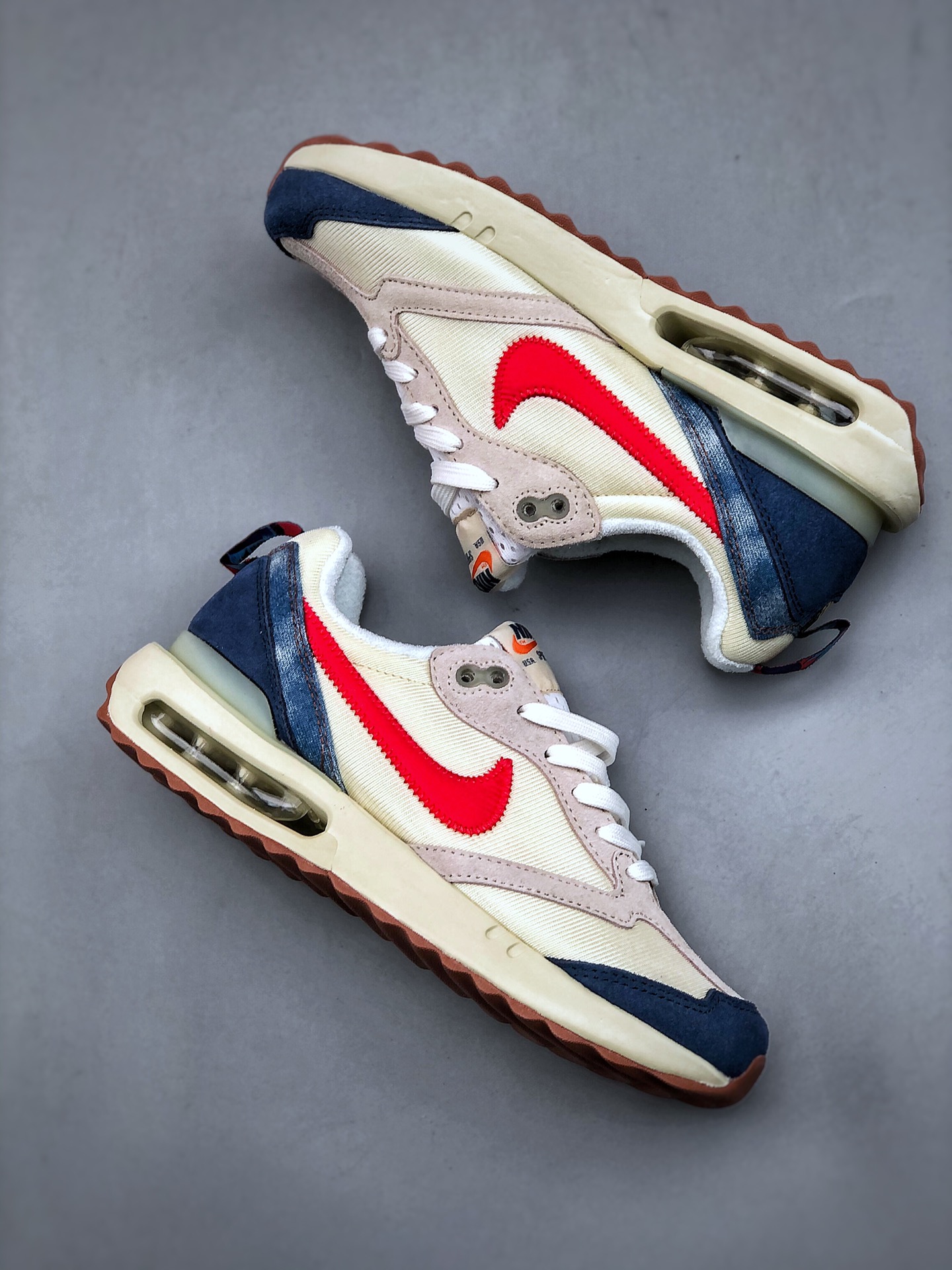 💰真标170💰公司级200💰纯原240 NK Air Max Dawn 黎明系列低帮气垫百搭休闲运动慢跑鞋 采用柔软翻毛皮和透气梭织材料打造利落鞋面，中底和鞋跟融入现代感线条设计，兼具复古风格与时尚魅力，尽显运动风范。鞋底加入 Air 缓震配置巧搭柔软泡绵，塑就非凡舒适感受。穿上 Air Max Dawn 运动鞋，打造出众造型，迎接美好的一天。货号：DV1487 162 尺码：39 40 40.5 41 42 42.5 43 44 44.5 45