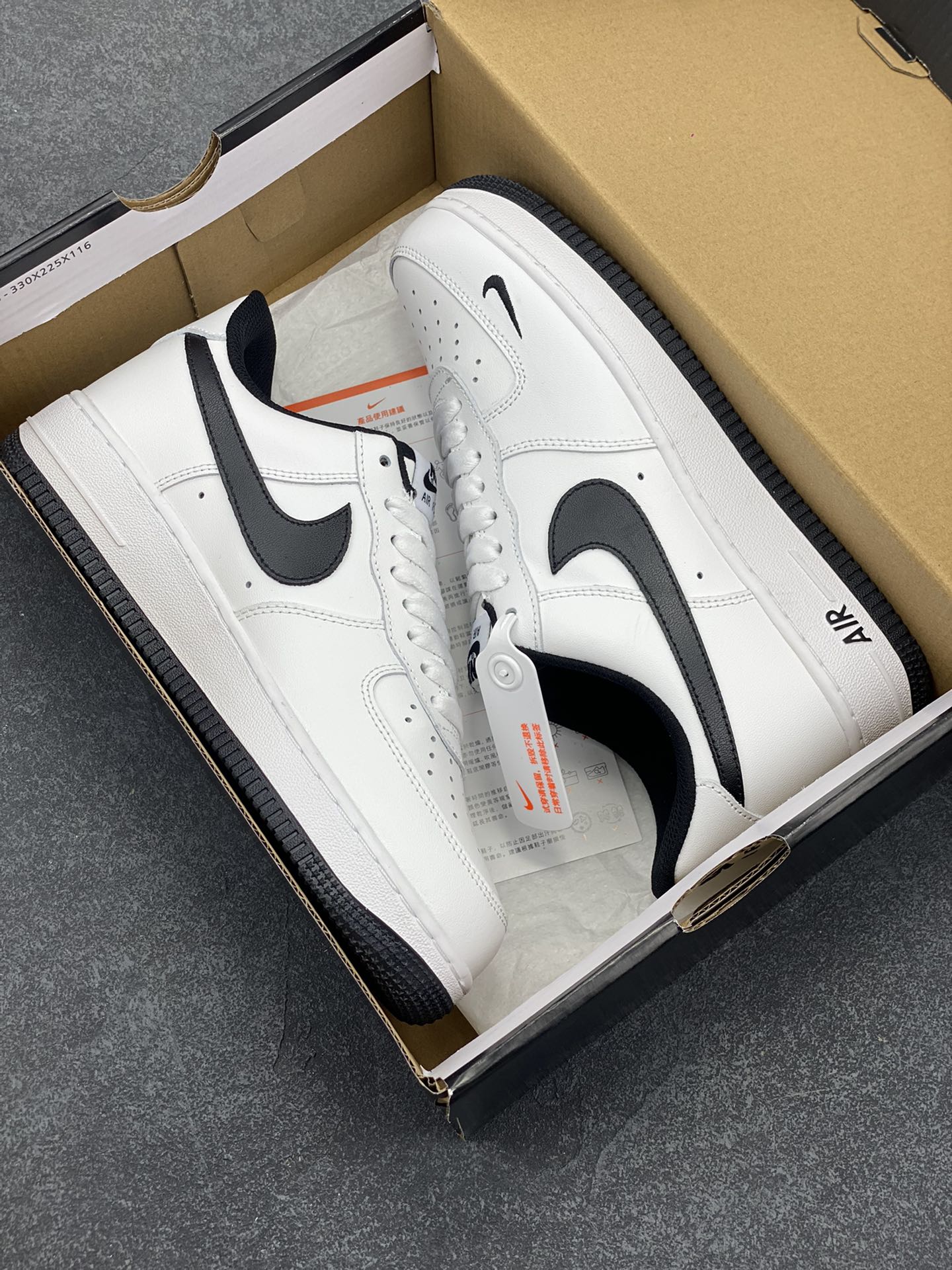 图片[9]-NIke Air Force 1 \’07 Low “白黑小勾”空军一号 低帮 运动鞋 休闲鞋 折边针车 工艺难度大 原楦头原纸板 原装鞋盒 定制五金配件 内置全掌气垫 原厂鞋底 货号：315122-103 尺码：36 36.5 37.5 38 38.5 39 40 40.5 41 42 42.5 43 44 44.5 45-选品中心