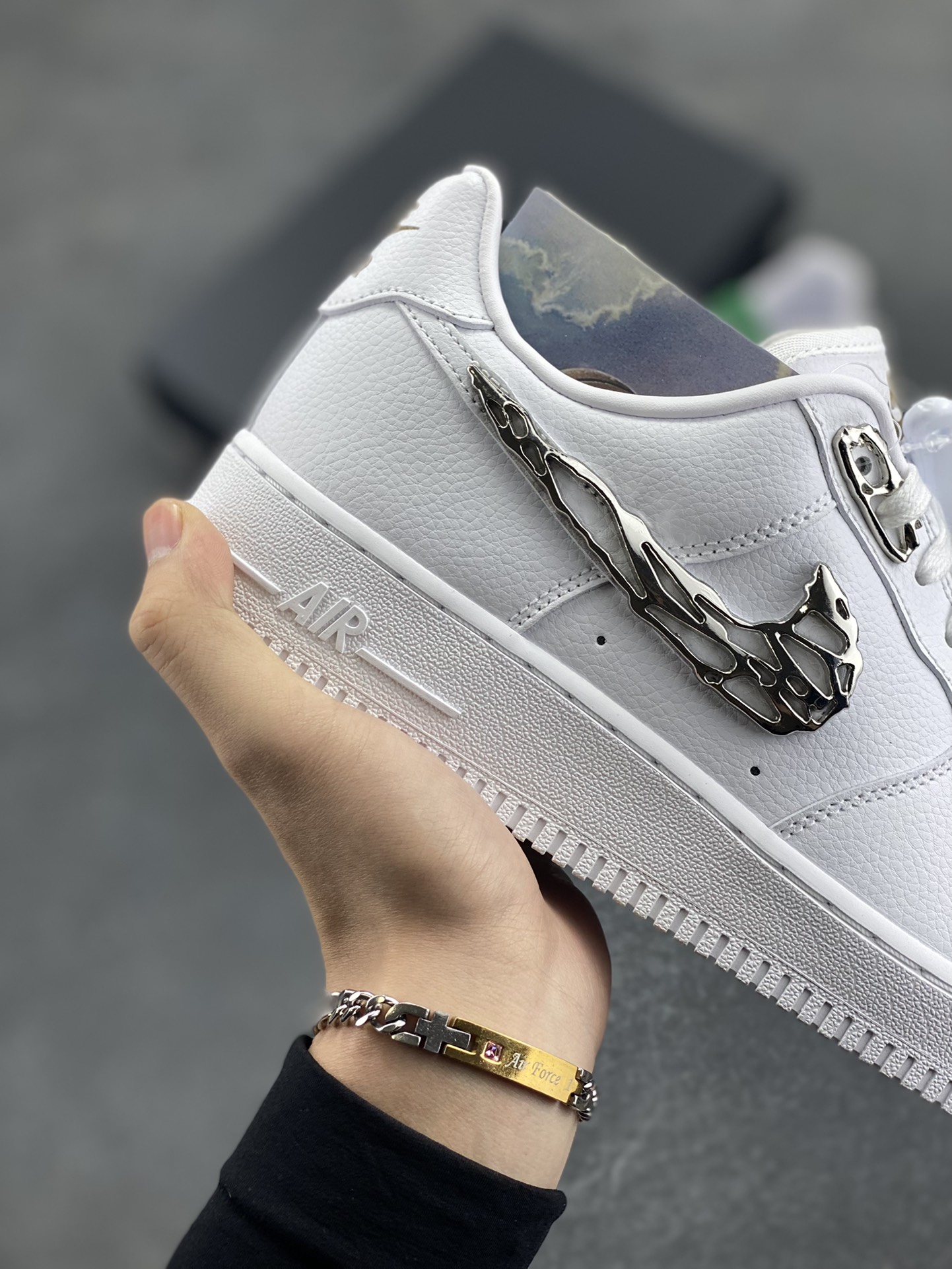 图片[6]-HY版本💯 Nike Air Force 1 Low 07 \”Molten Metal\” 液态金属勾 原楦头原纸板 打造纯正低帮空军版型 专注外贸渠道 全掌内置蜂窝气垫 原盒配件 原厂中底钢印、拉帮完美 货号：FV3616-101 尺码：36 36.5 37.5 38 38.5 39 40 40.5 41 42 42.5 43 44 44.5 45 46-选品中心
