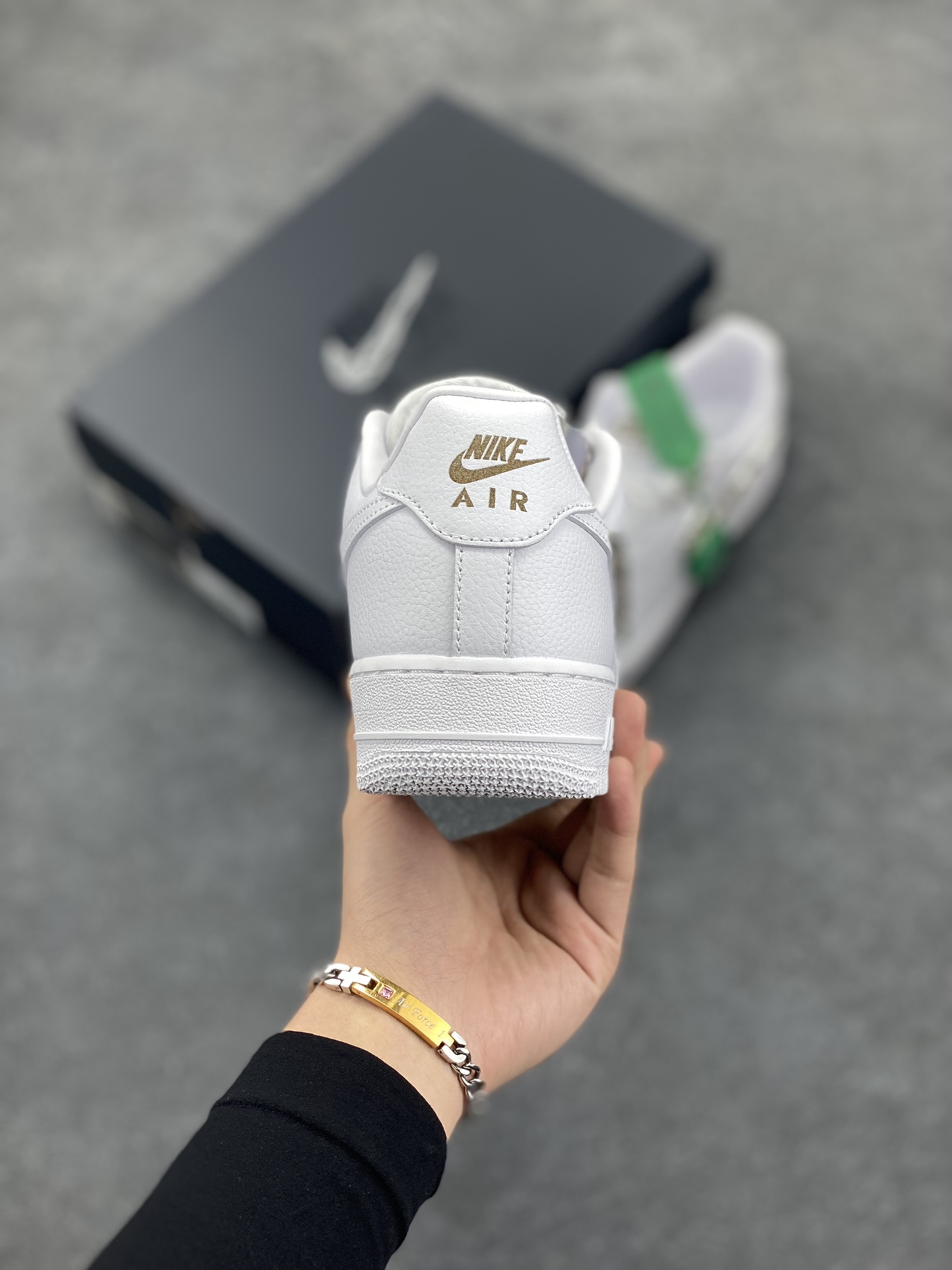 图片[4]-HY版本💯 Nike Air Force 1 Low 07 \”Molten Metal\” 液态金属勾 原楦头原纸板 打造纯正低帮空军版型 专注外贸渠道 全掌内置蜂窝气垫 原盒配件 原厂中底钢印、拉帮完美 货号：FV3616-101 尺码：36 36.5 37.5 38 38.5 39 40 40.5 41 42 42.5 43 44 44.5 45 46-选品中心