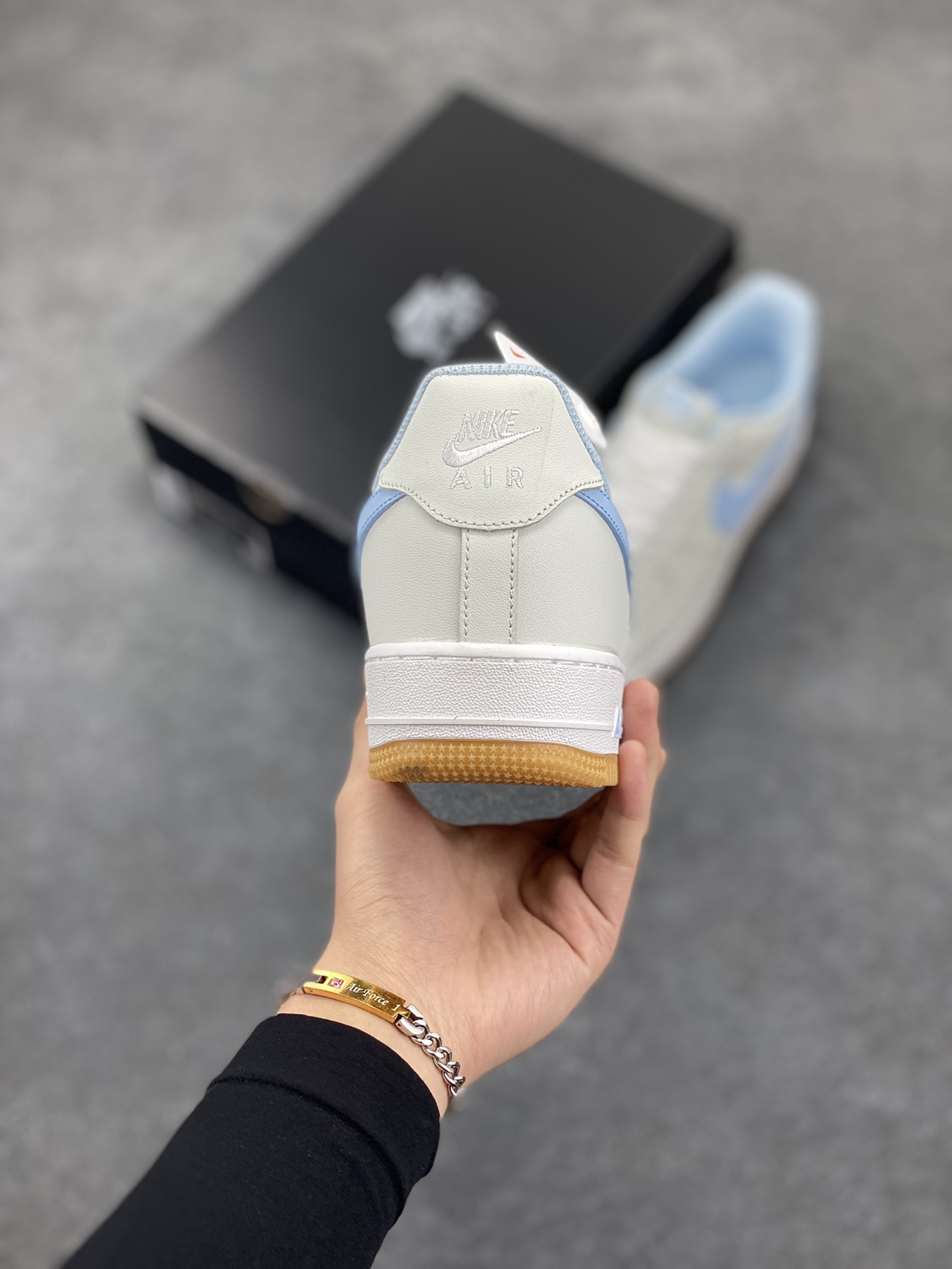 图片[4]-NIke Air Force 1 \’07 Low “青蓝”空军一号 低帮 运动鞋 休闲鞋 折边针车 工艺难度大 原楦头原纸板 原装鞋盒 定制五金配件 内置全掌气垫 原厂鞋底 货号：315122-102 尺码：36 36.5 37.5 38 38.5 39 40 40.5 41 42 42.5 43 44 44.5 45-选品中心