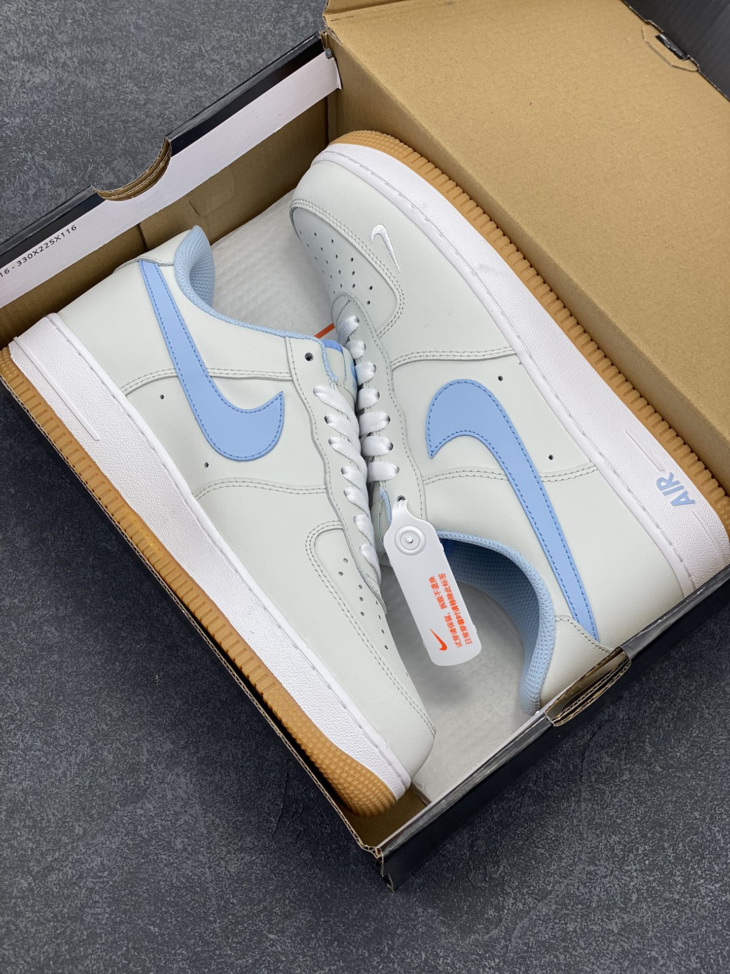 图片[9]-NIke Air Force 1 \’07 Low “青蓝”空军一号 低帮 运动鞋 休闲鞋 折边针车 工艺难度大 原楦头原纸板 原装鞋盒 定制五金配件 内置全掌气垫 原厂鞋底 货号：315122-102 尺码：36 36.5 37.5 38 38.5 39 40 40.5 41 42 42.5 43 44 44.5 45-选品中心