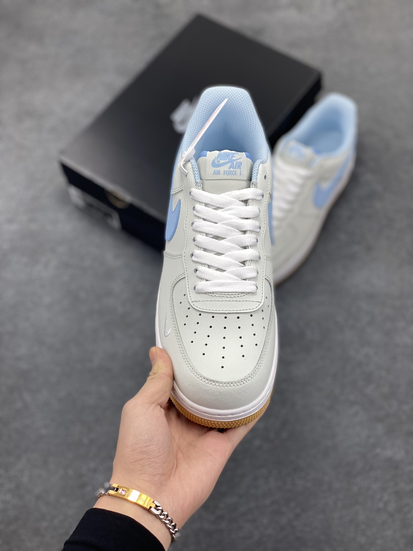 图片[2]-NIke Air Force 1 \’07 Low “青蓝”空军一号 低帮 运动鞋 休闲鞋 折边针车 工艺难度大 原楦头原纸板 原装鞋盒 定制五金配件 内置全掌气垫 原厂鞋底 货号：315122-102 尺码：36 36.5 37.5 38 38.5 39 40 40.5 41 42 42.5 43 44 44.5 45-选品中心