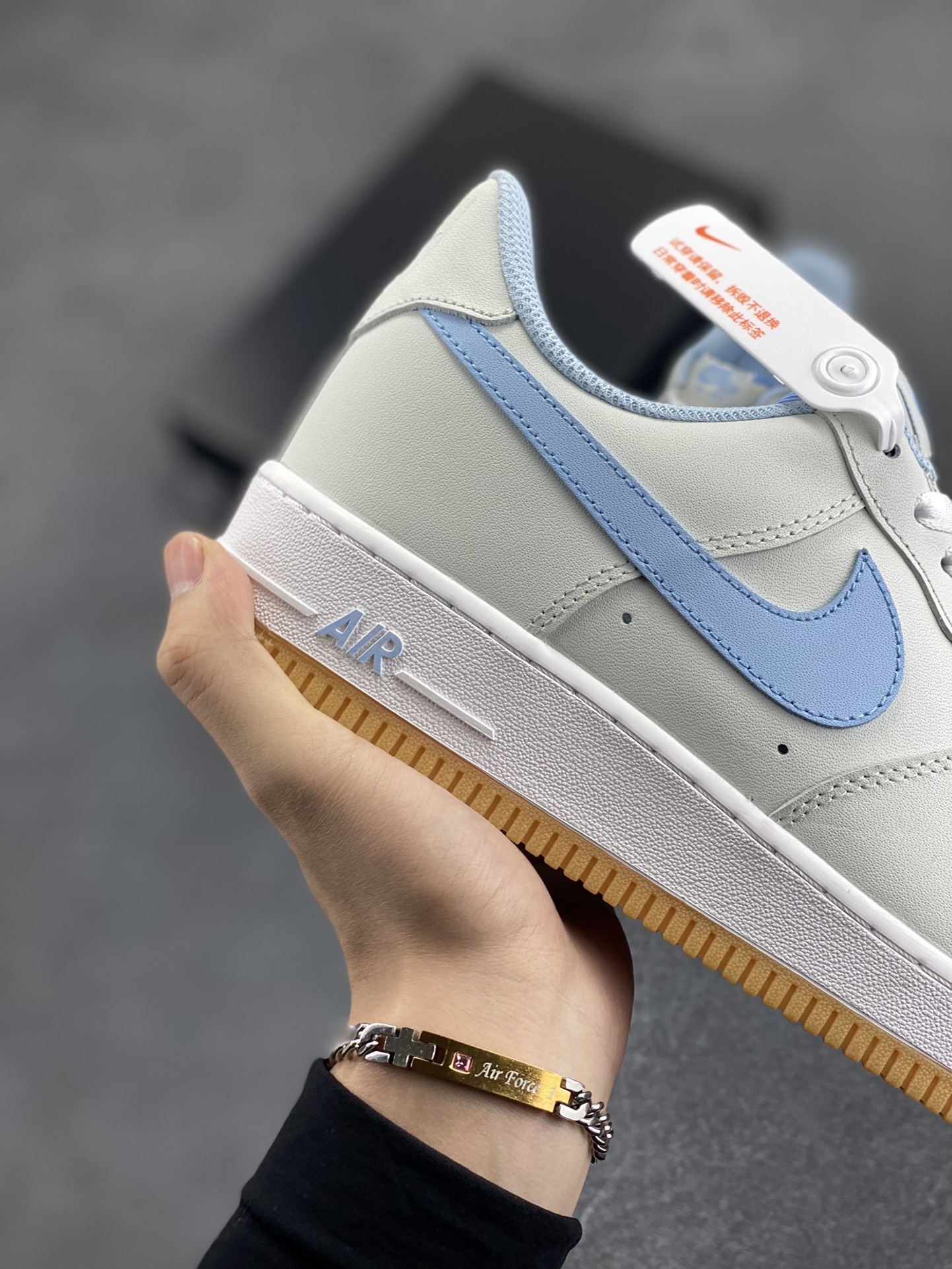 图片[6]-NIke Air Force 1 \’07 Low “青蓝”空军一号 低帮 运动鞋 休闲鞋 折边针车 工艺难度大 原楦头原纸板 原装鞋盒 定制五金配件 内置全掌气垫 原厂鞋底 货号：315122-102 尺码：36 36.5 37.5 38 38.5 39 40 40.5 41 42 42.5 43 44 44.5 45-选品中心