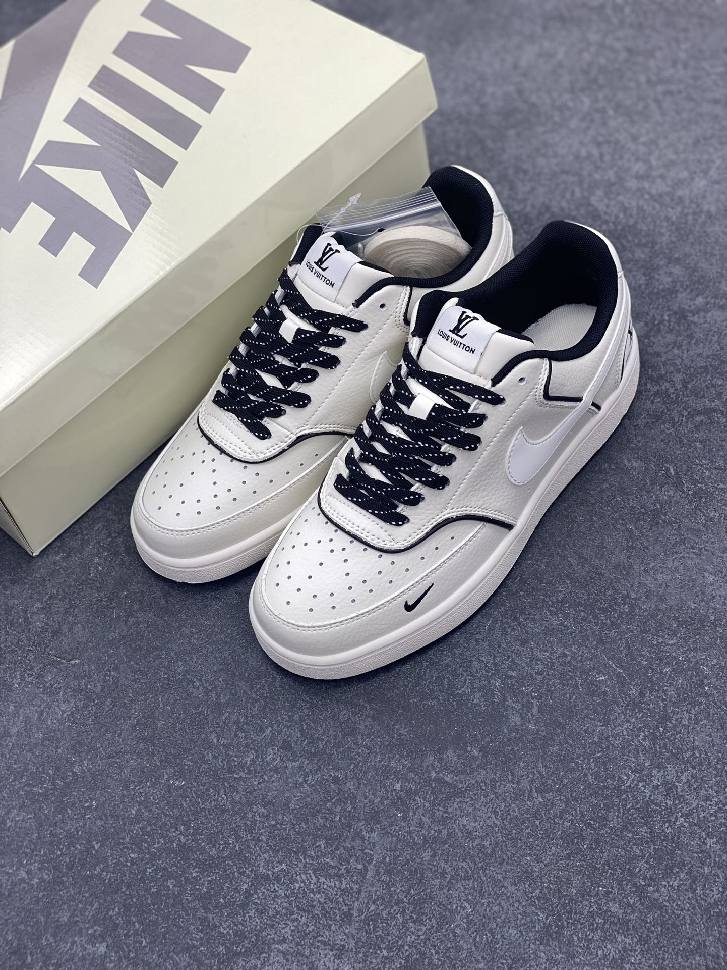 图片[8]-海外爆款 ZP订单 NIKE EBERNON Low prm 小空军低帮百搭透气休闲运动板鞋 独家头层版本 原数据独家私模大底 纯正版型 清洁度完美 货号：FD5188-121 尺码：36 36.5 37.5 38 38.5 39 40 40.5 41 42 42.5 43 44 44.5 45-选品中心