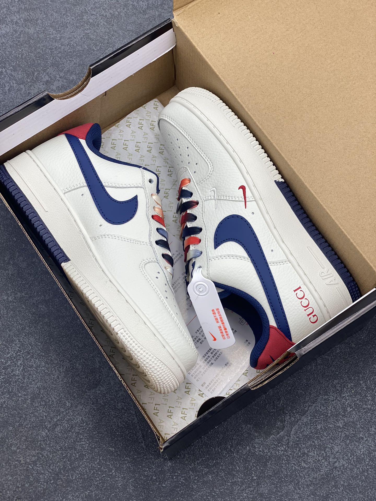 图片[9]-Nike Air Force 1 ’07 Low 空军一号低帮百搭休闲运动板鞋。柔软、弹性十足的缓震性能和出色的中底设计，横跨复古与现代的外型结合，造就出风靡全球三十多年的Force 1，直到今天还深受青睐 货号：FV8106-361 尺码：36 37.5 38 39 40 41 42 43 44 45-选品中心