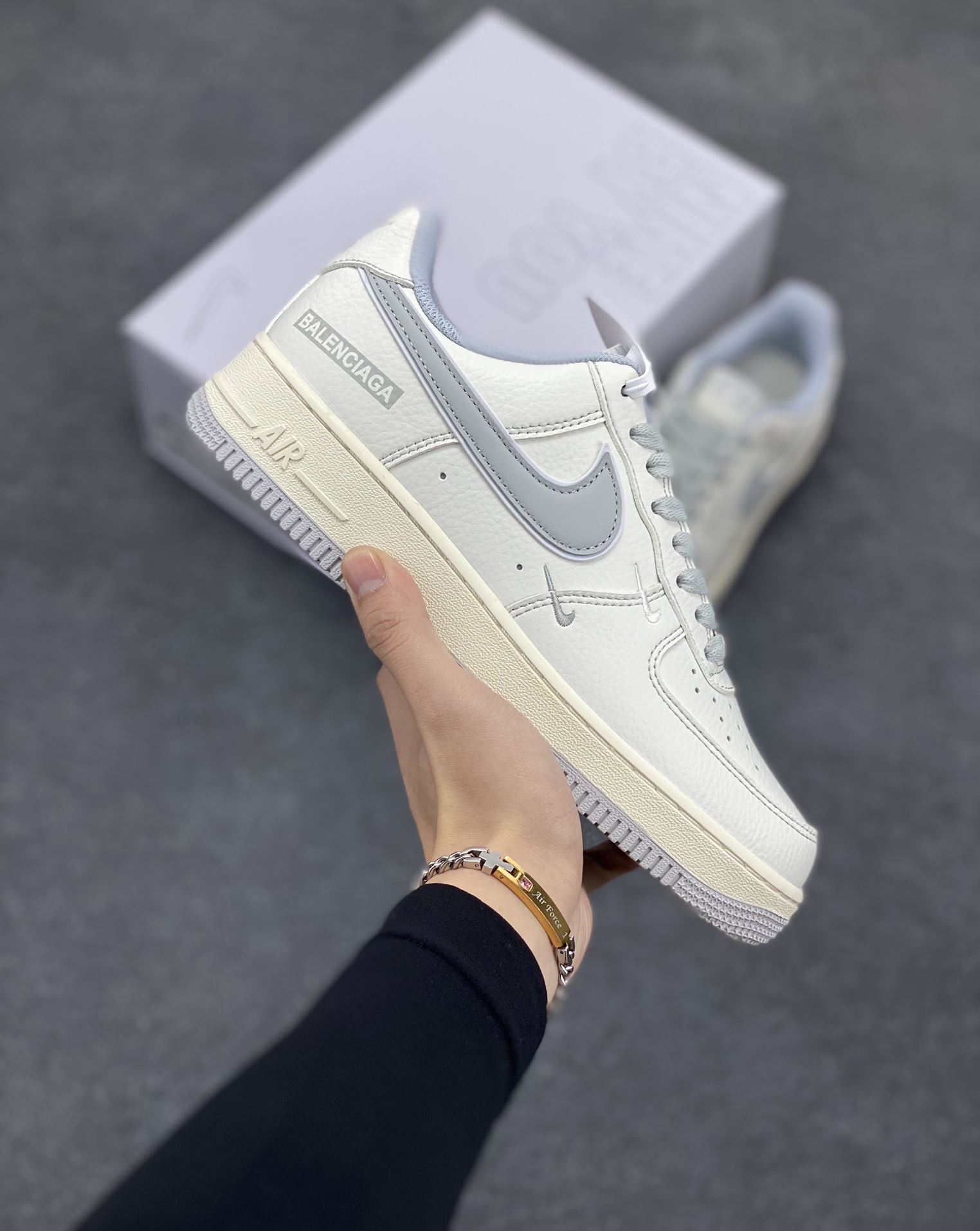 NK Air Force 1‘07 Low 定制款抽屉盒 空军一号低帮休闲板鞋 定制皮料 原楦原纸板 纯正版型 高清洁度 内置全掌气垫 货号：CW2288-111 尺码：36 36.5 37.5 38 38.5 39 40 40.5 41 42 42.5 43 44 44.5 45-选品中心