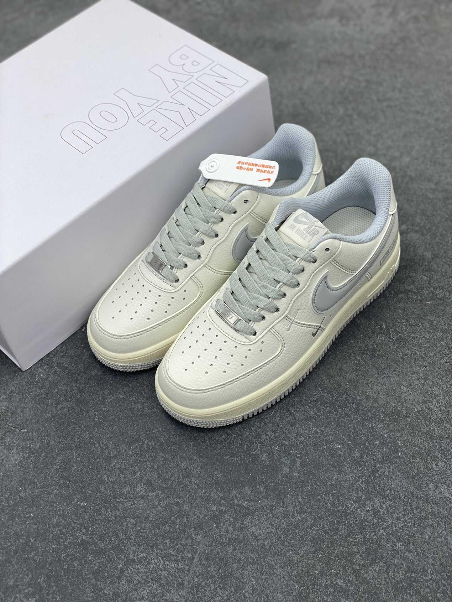 图片[8]-NK Air Force 1‘07 Low 定制款抽屉盒 空军一号低帮休闲板鞋 定制皮料 原楦原纸板 纯正版型 高清洁度 内置全掌气垫 货号：CW2288-111 尺码：36 36.5 37.5 38 38.5 39 40 40.5 41 42 42.5 43 44 44.5 45-选品中心
