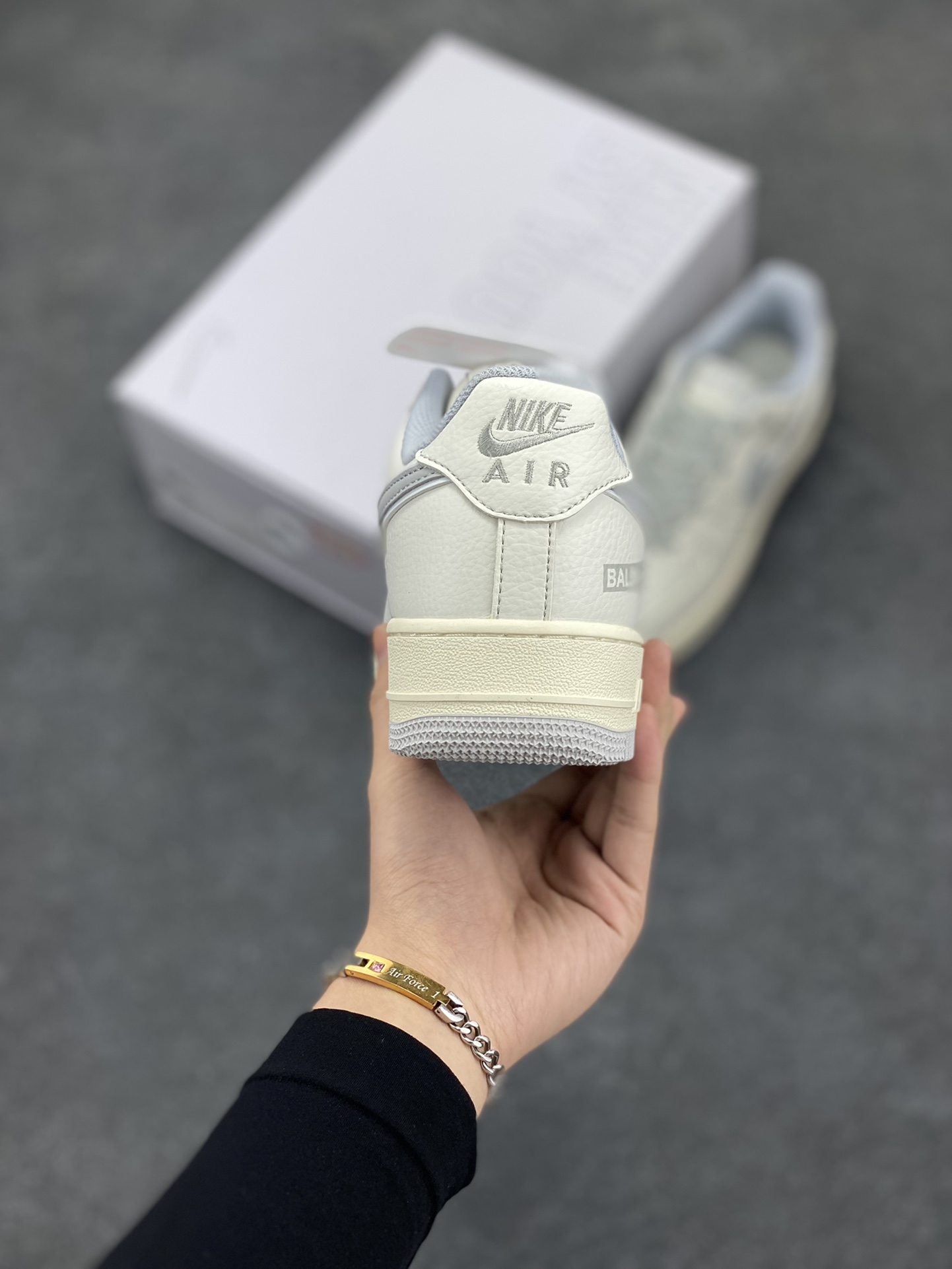 图片[4]-NK Air Force 1‘07 Low 定制款抽屉盒 空军一号低帮休闲板鞋 定制皮料 原楦原纸板 纯正版型 高清洁度 内置全掌气垫 货号：CW2288-111 尺码：36 36.5 37.5 38 38.5 39 40 40.5 41 42 42.5 43 44 44.5 45-选品中心