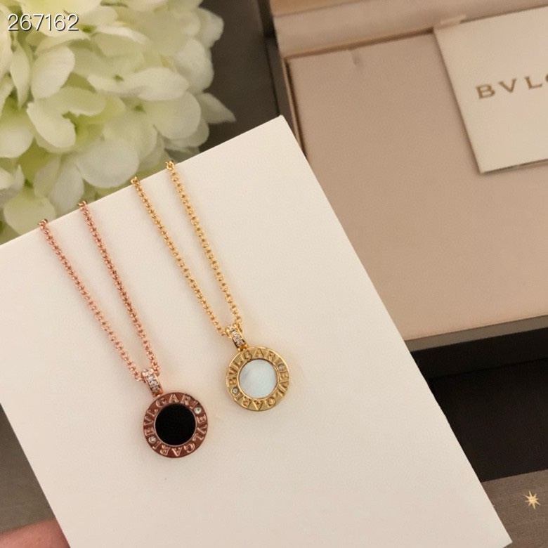 Bottega Veneta BV宝格丽双面一面黑一面白贝项链 色