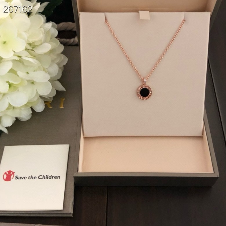 Bottega Veneta BV宝格丽双面一面黑一面白贝项链 色