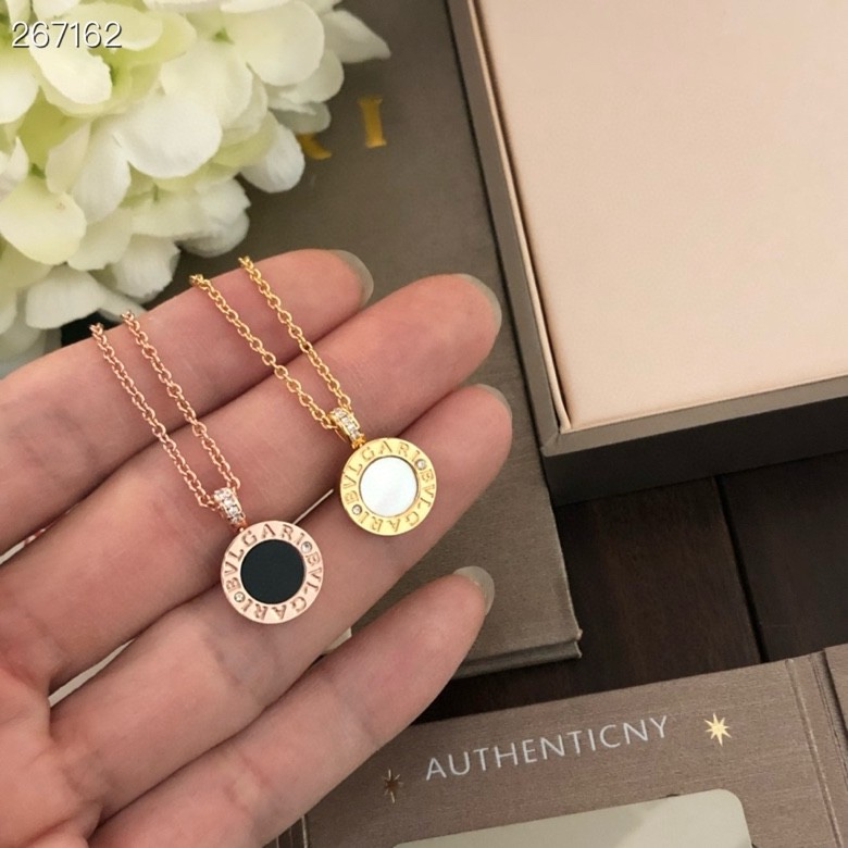 Bottega Veneta BV宝格丽双面一面黑一面白贝项链 色
