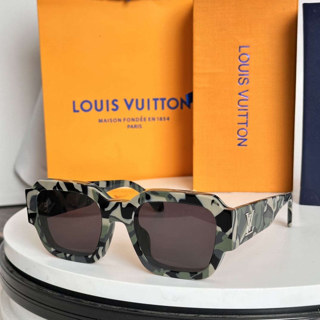 ️LOUISVUITTO*官网最新款采用8.0镜片厚实板料打造质感十足MODELZ2611EZ2612E