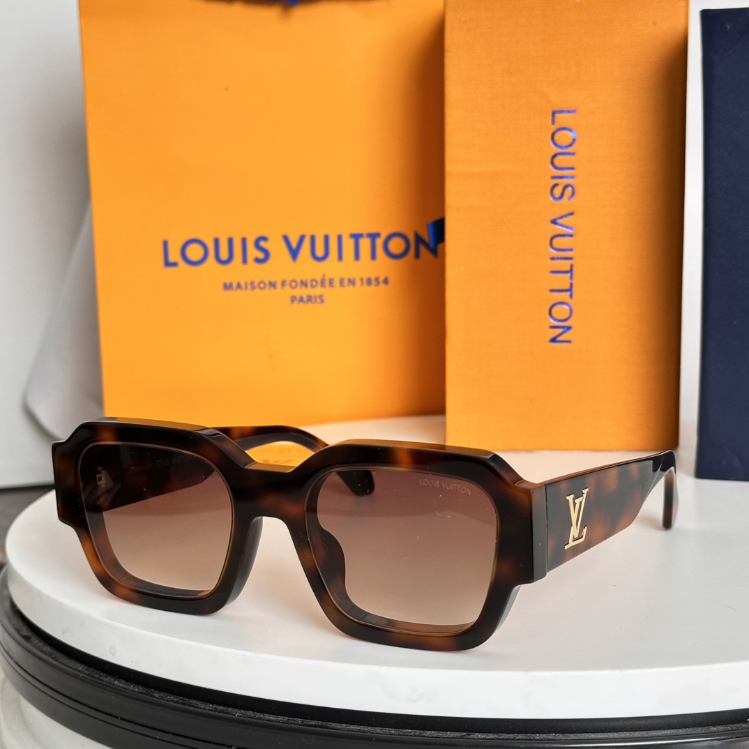 ️LOUISVUITTO*官网最新款采用8.0镜片厚实板料打造质感十足MODELZ2611EZ2612E