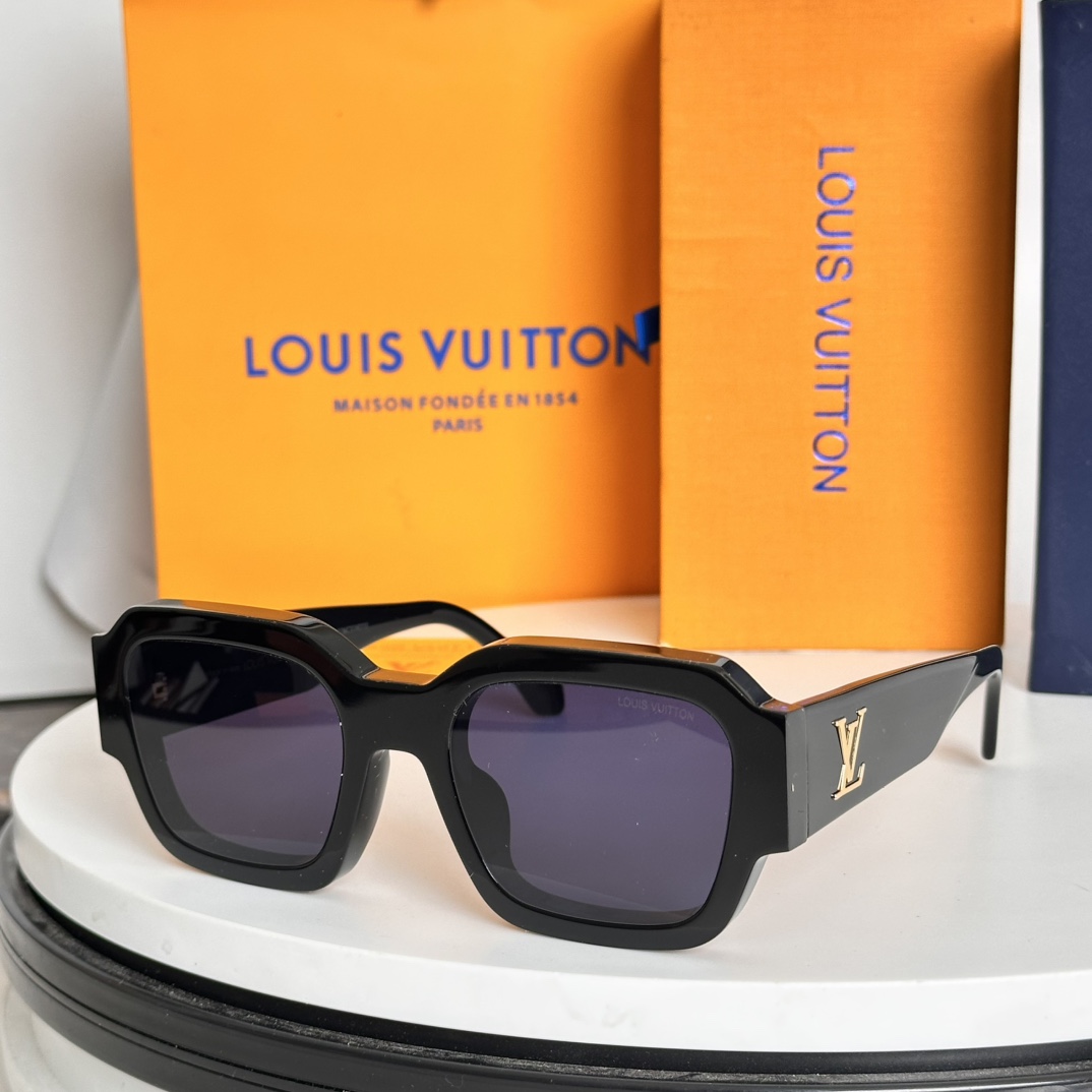 ️LOUISVUITTO*官网最新款采用8.0镜片厚实板料打造质感十足MODELZ2611EZ2612E