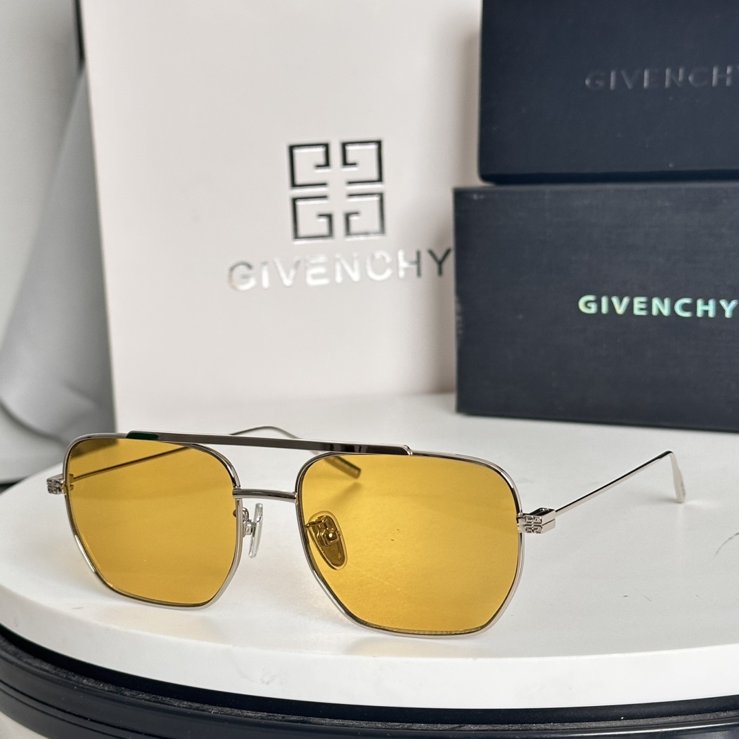 ️Givench*纪梵希限定系列经典方形镜框Model:GV40041USize:55口19-145