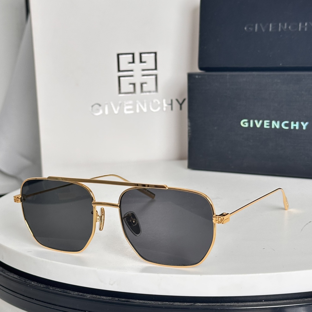 ️Givench*纪梵希限定系列经典方形镜框Model:GV40041USize:55口19-145