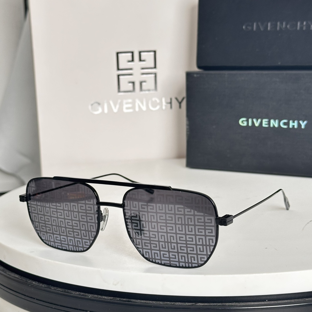️Givench*纪梵希限定系列经典方形镜框Model:GV40041USize:55口19-145