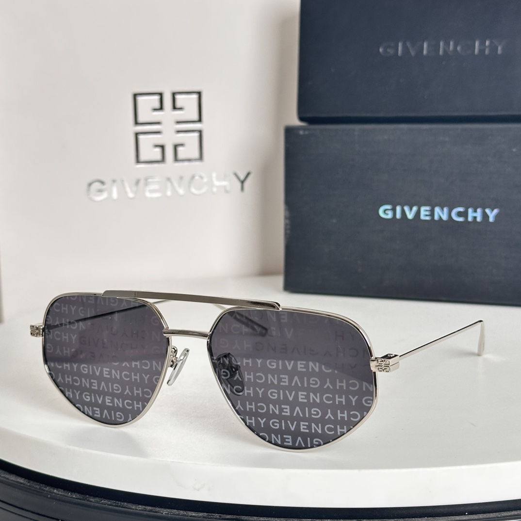 ️Givench*纪梵希限定系列经典方形镜框Model:GV40058USize:58口15-145