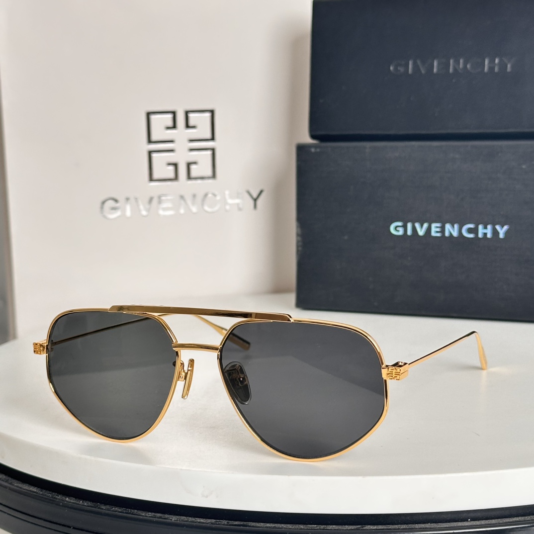 ️Givench*纪梵希限定系列经典方形镜框Model:GV40058USize:58口15-145