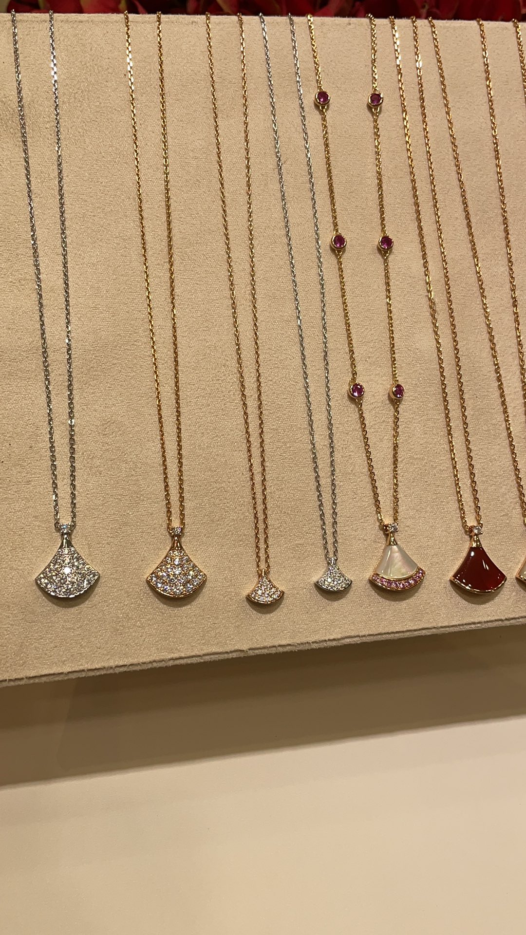Chanel Haute Joaillerie Fine Jewelry Earrings Necklace Ring Ref 8
