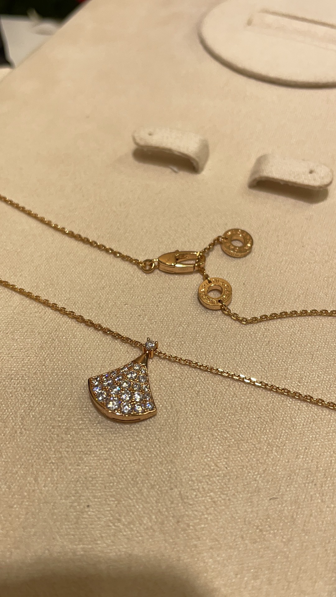 Chanel Haute Joaillerie Fine Jewelry Earrings Necklace Ring Ref 4