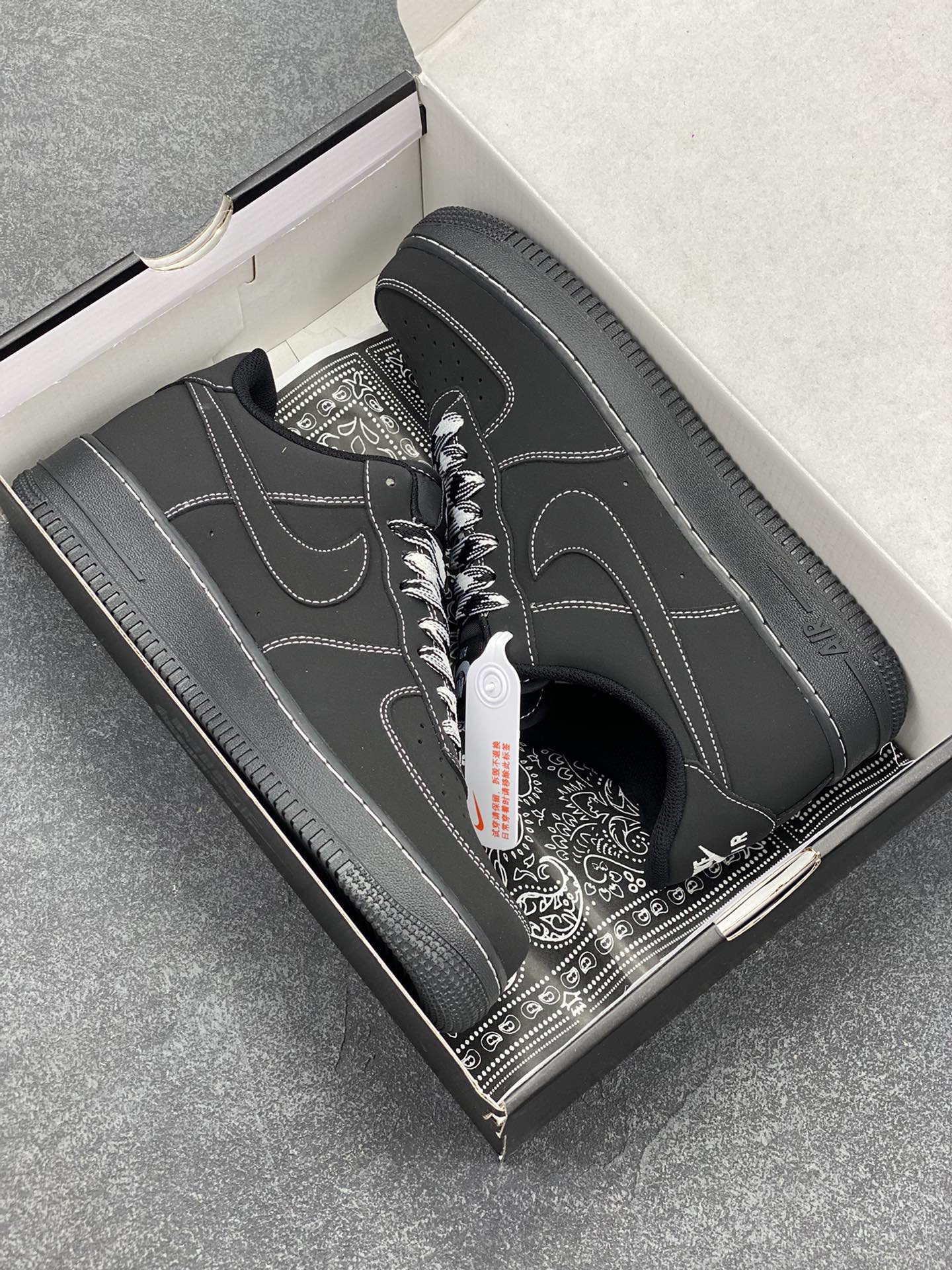 图片[9]-爆款定制  NIke Air Force 1 \’07 黑武士 空军一号低帮休闲板鞋 原楦头原纸板 纯正空军版型 定制鞋盒 全掌内置全掌气垫 原厂中底钢印 拉帮完美 货号：HW2636-079 尺码：36 36.5 37.5 38 38.5 39 40 40.5 41 42 42.5 43 44 44.5 45-选品中心