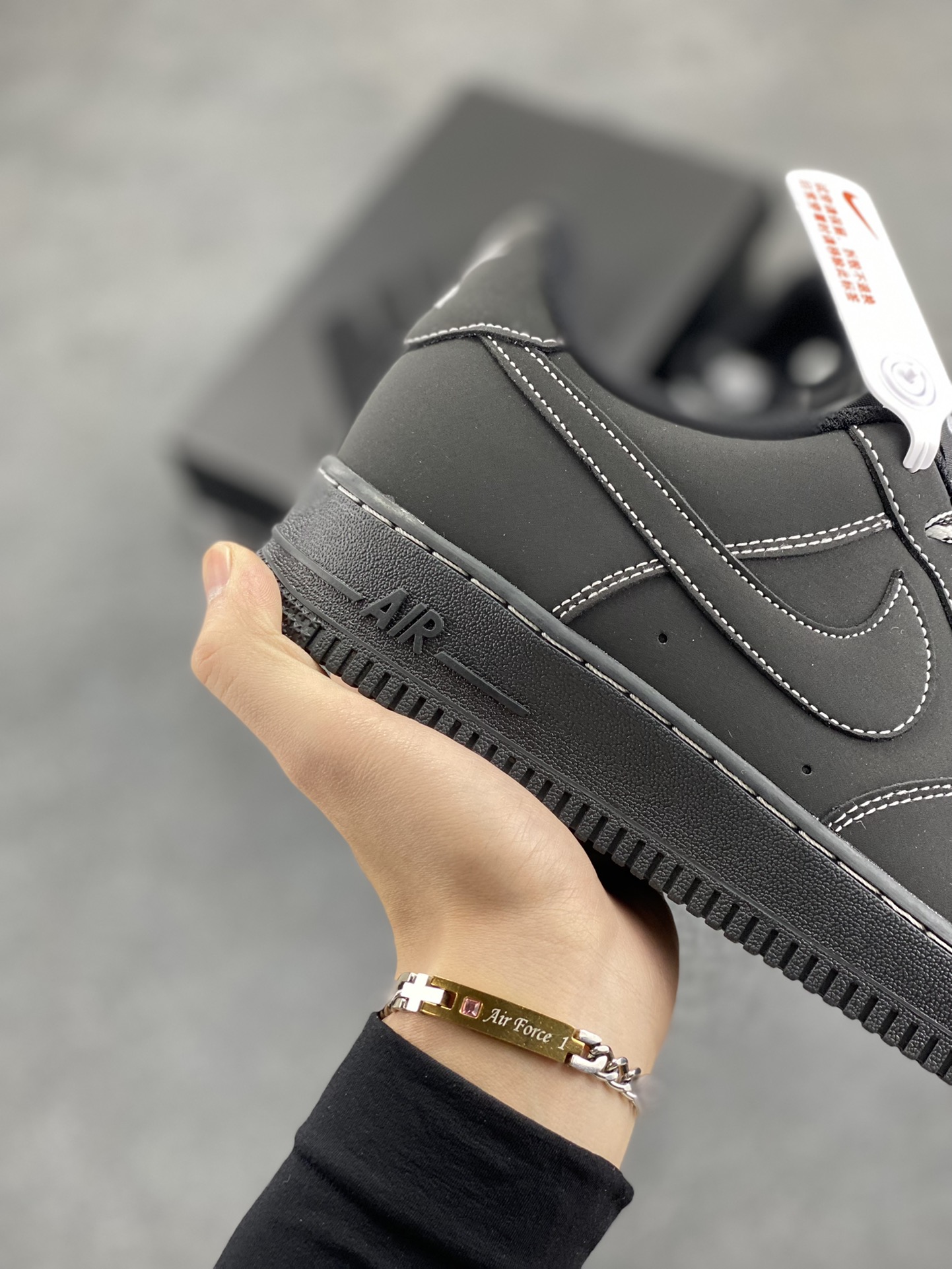 图片[6]-爆款定制  NIke Air Force 1 \’07 黑武士 空军一号低帮休闲板鞋 原楦头原纸板 纯正空军版型 定制鞋盒 全掌内置全掌气垫 原厂中底钢印 拉帮完美 货号：HW2636-079 尺码：36 36.5 37.5 38 38.5 39 40 40.5 41 42 42.5 43 44 44.5 45-选品中心