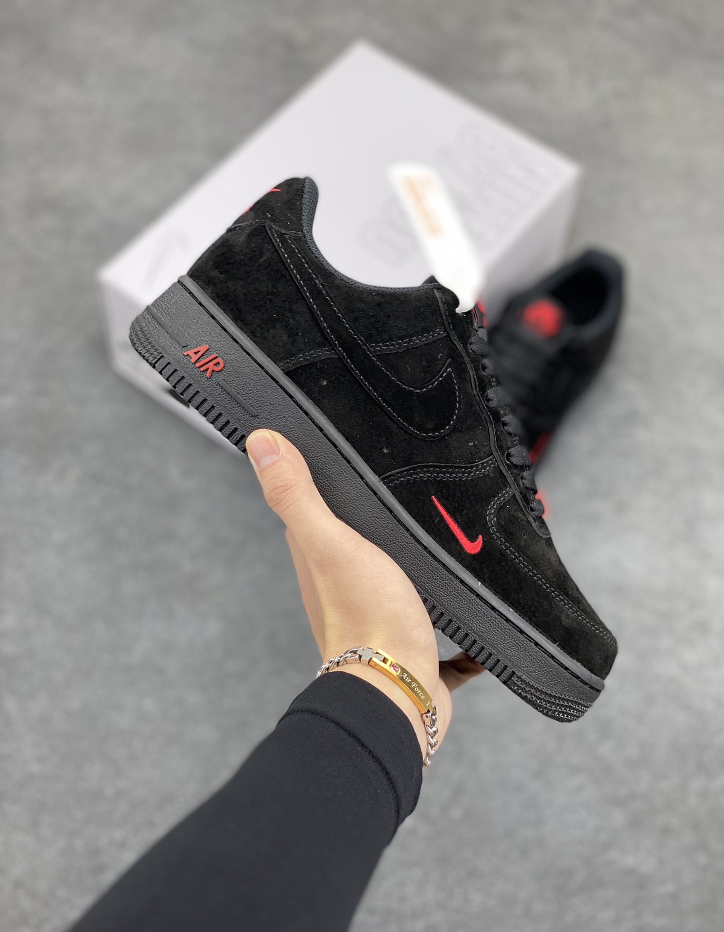 NK Air Force 1‘07 Low 定制款抽屉盒 空军一号低帮休闲板鞋 定制皮料 原楦原纸板 纯正版型 高清洁度 内置全掌气垫 货号:CW2288-111 尺码:36 36.5 37.5 38 38.5 39 40 40.5 41 42 42.5 43 44 44.5 45-选品中心