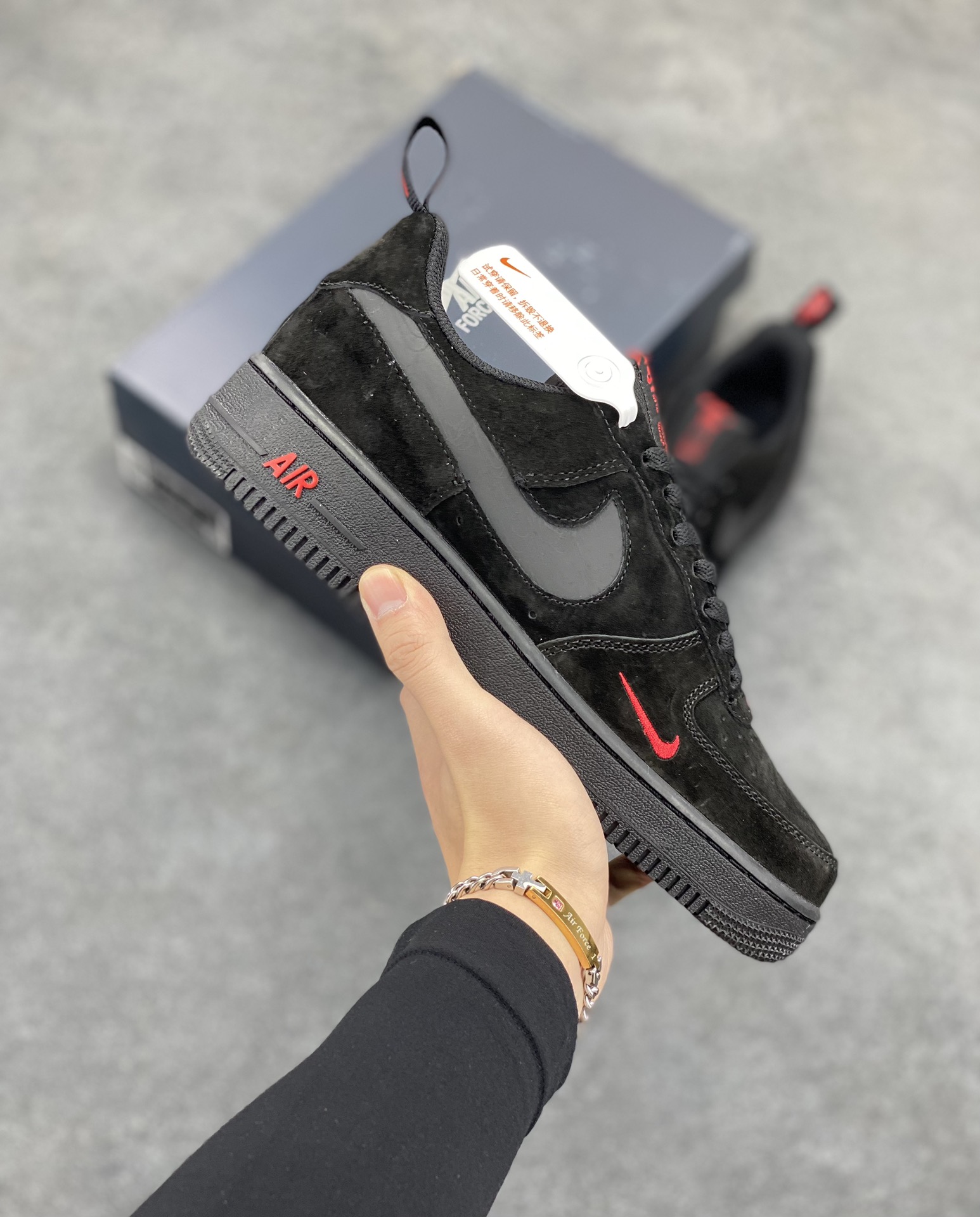 Nike Air Force 1 Low 黑红小勾 空军一号低帮运动休闲板鞋 原楦头原纸板 打造纯正空军版型专注外贸渠道 全掌内置蜂窝气垫 原盒配件 原厂中底钢印、拉帮完美 货号：DZ4514-001 尺码：36 36.5 37.5 38 38.5 39 40 40.5 41 42 42.5 43 44 44.5 45-选品中心