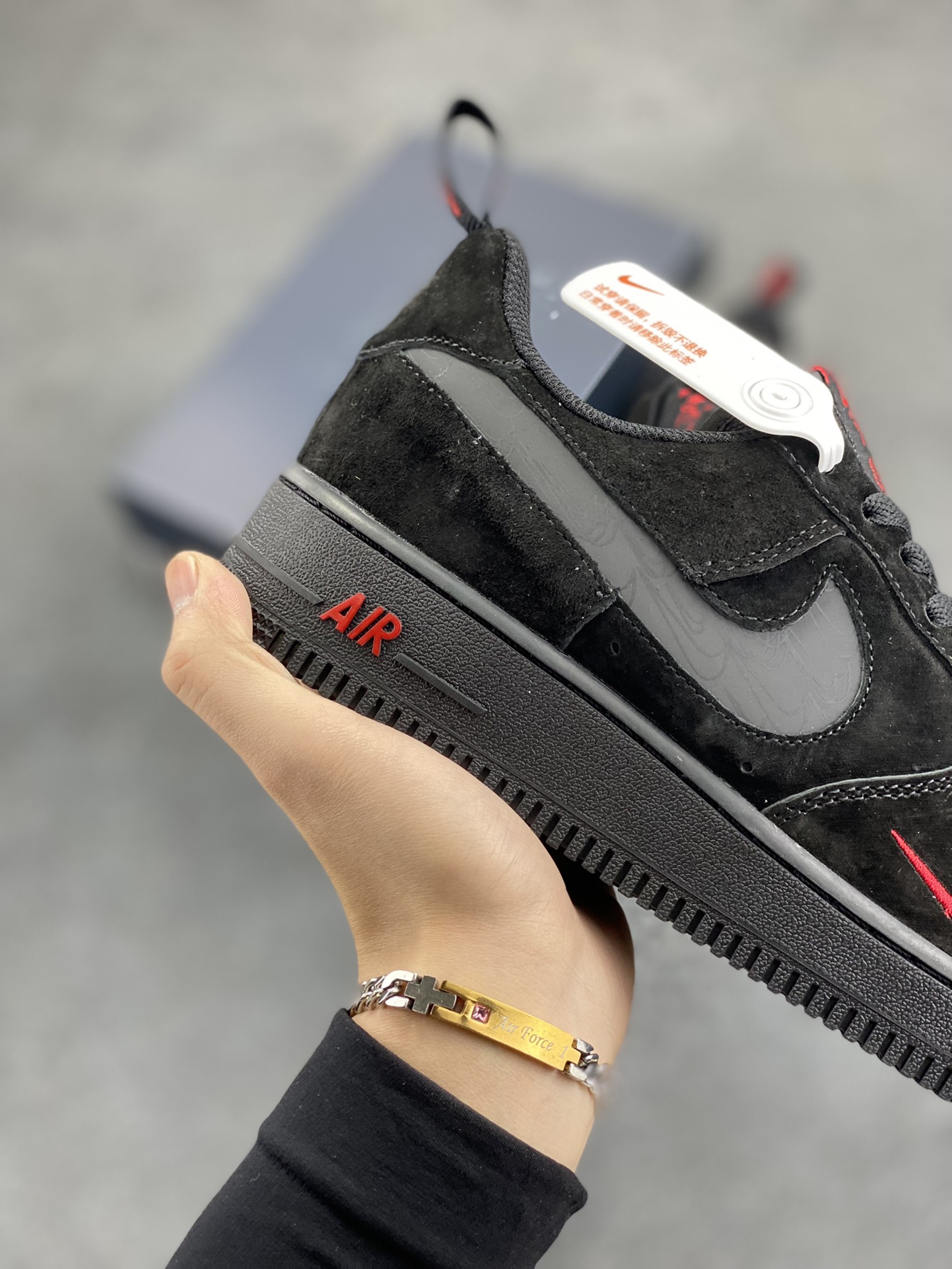 图片[6]-Nike Air Force 1 Low 黑红小勾 空军一号低帮运动休闲板鞋 原楦头原纸板 打造纯正空军版型专注外贸渠道 全掌内置蜂窝气垫 原盒配件 原厂中底钢印、拉帮完美 货号：DZ4514-001 尺码：36 36.5 37.5 38 38.5 39 40 40.5 41 42 42.5 43 44 44.5 45-选品中心