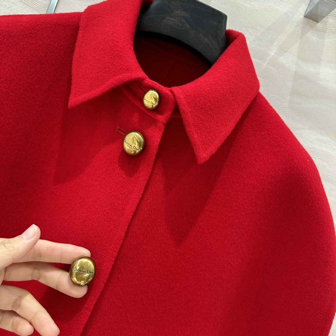 Exclusive French Retrogent Cloak Coat with Arc Shoulder Cutting Process, Handmade Quality - 图片 4